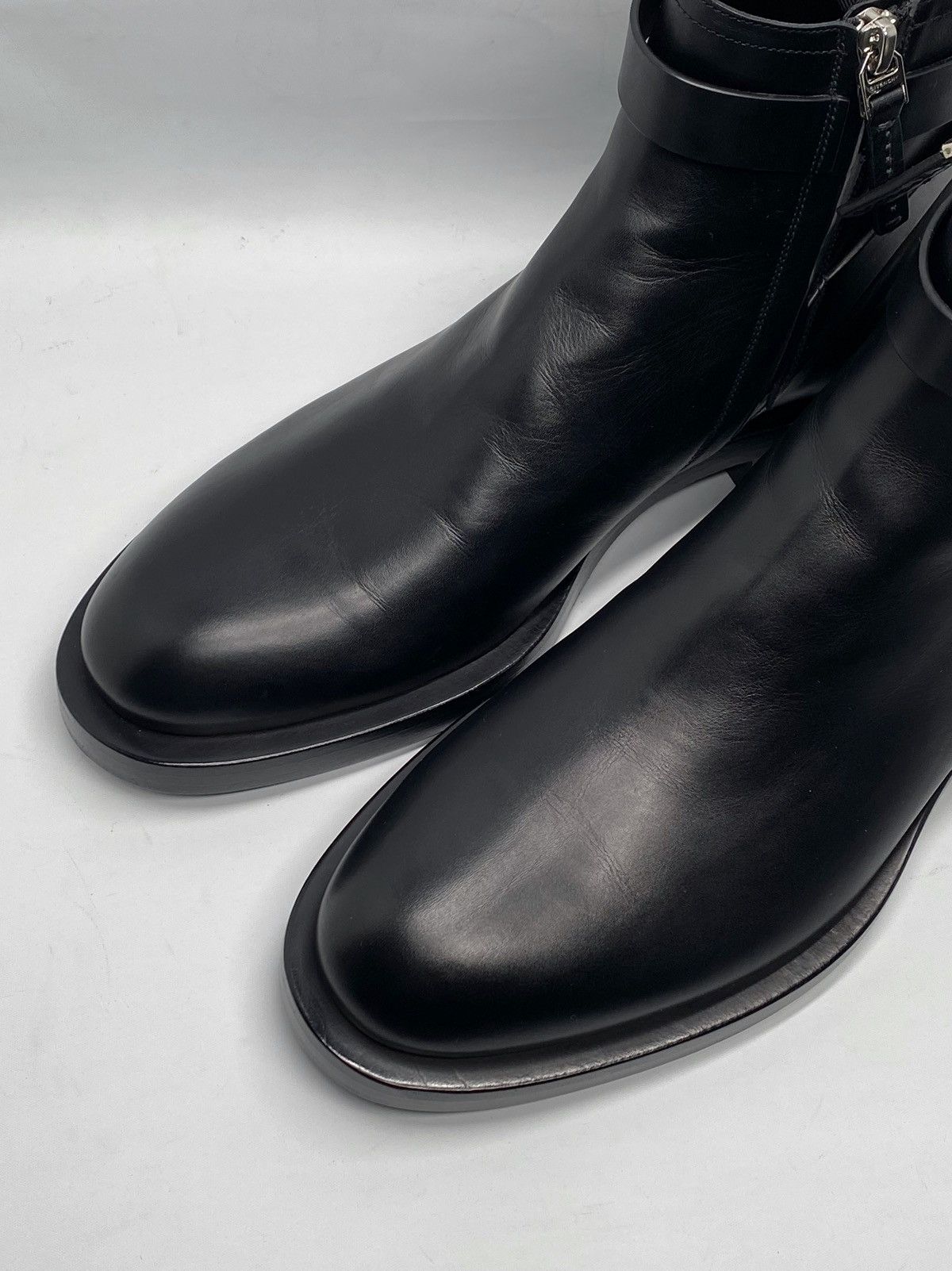 Givenchy Givenchy Padlock Ankle Leather Boots size 42 Size US 12 / IT 42 - 7 Thumbnail