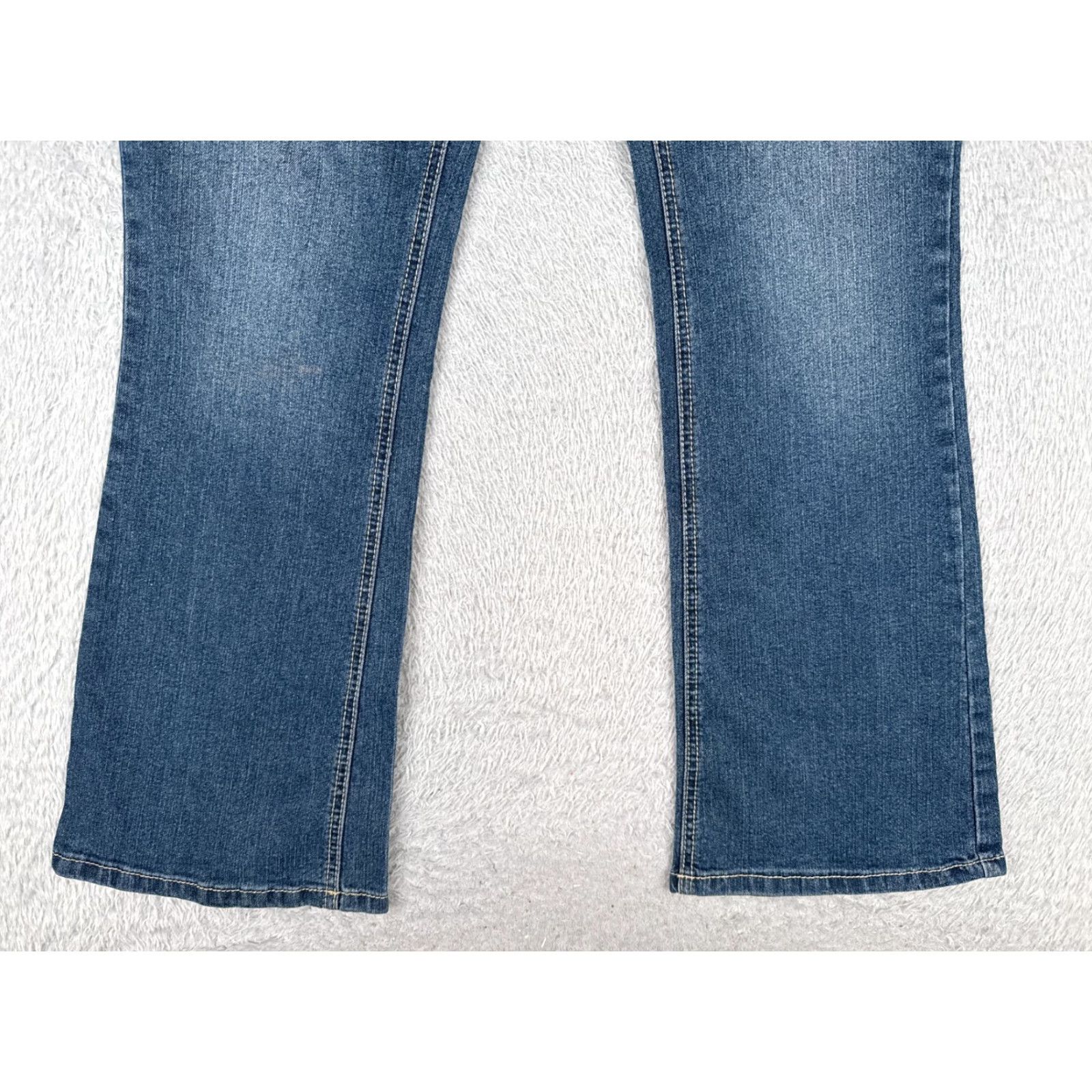 Denime Roz & Ali Jeans Women 16 Blue Denim Bootcut Mid Rise 35x30 Size 38" / US 16 / IT 52 - 2 Thumbnail