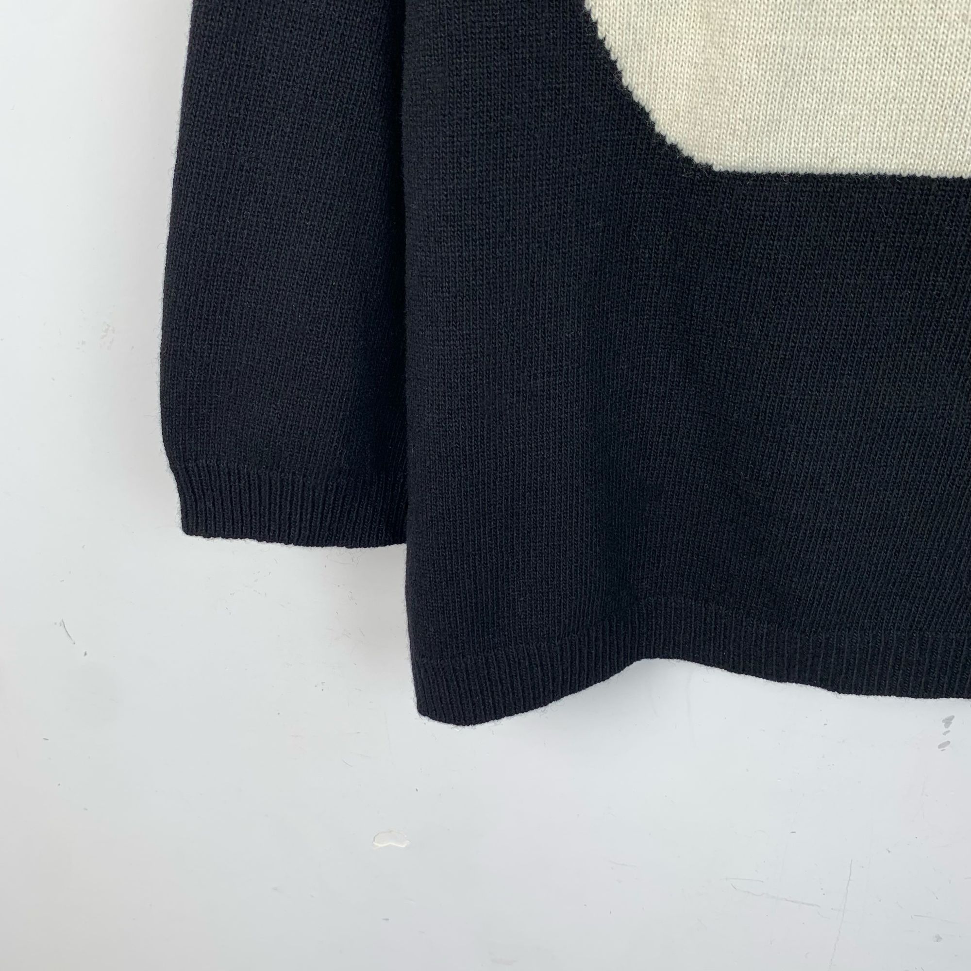 RED Valentino Red Valentino Black Sweater With Swan Graphic Design Size M / US 6-8 / IT 42-44 - 4 Thumbnail