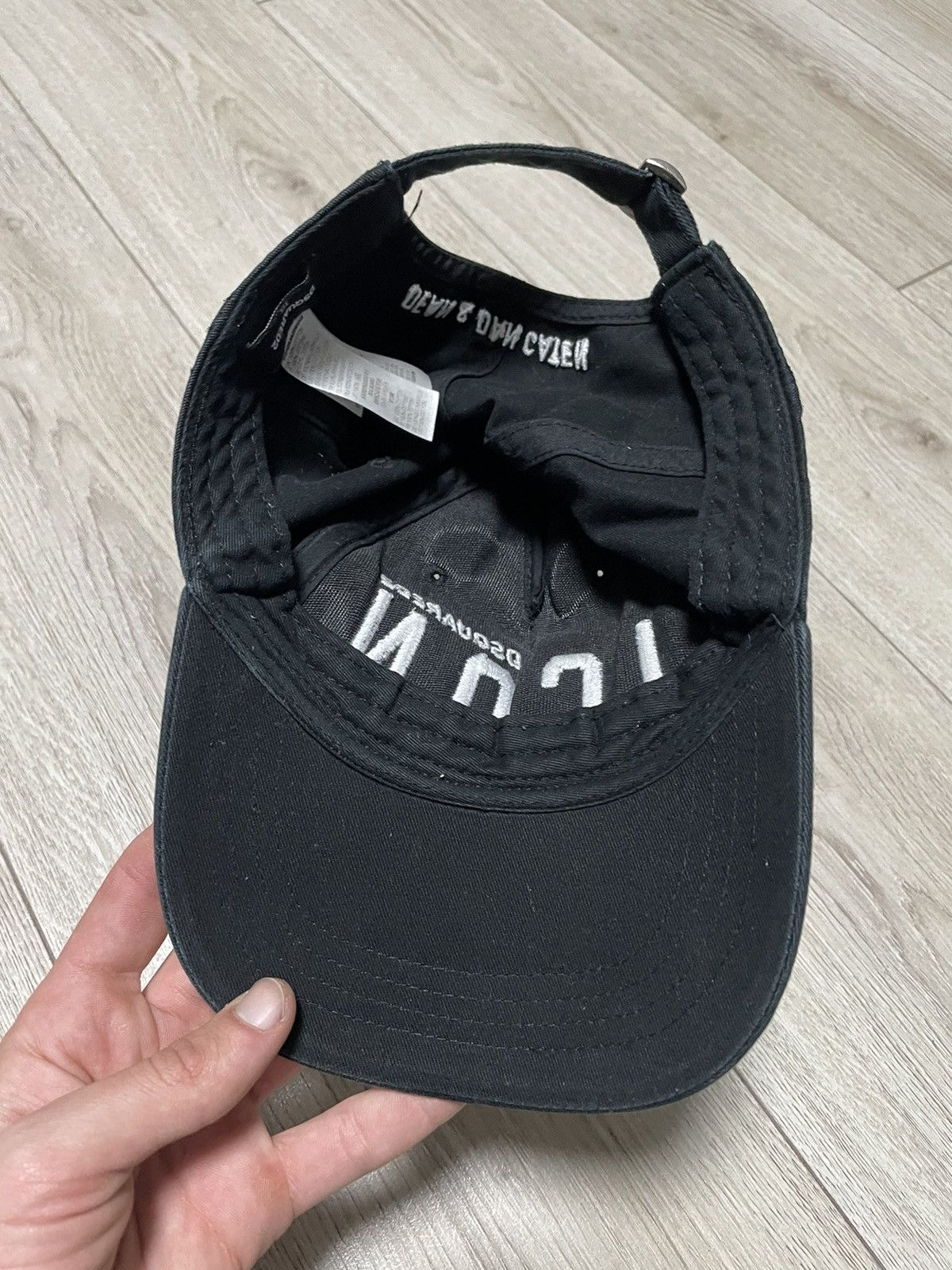 Dsquared2 Vintage Dsquared2 ICON Logo Black Cap Streetwear Hat Size ONE SIZE - 9 Thumbnail