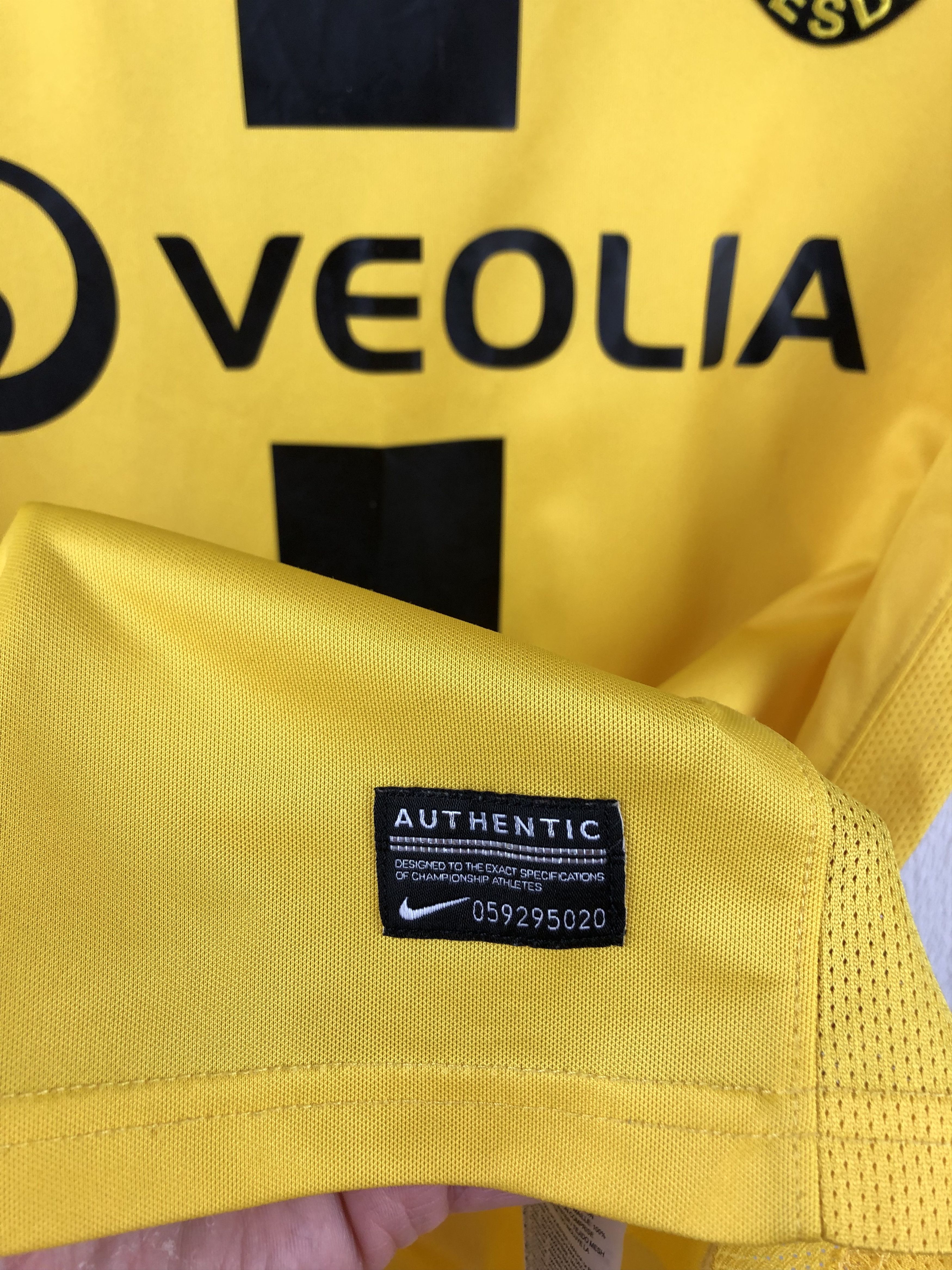 Nike Dynamo Dresden shirt Soccer #25 Koch Jersey Player Issue Size US L / EU 52-54 / 3 - 11 Thumbnail