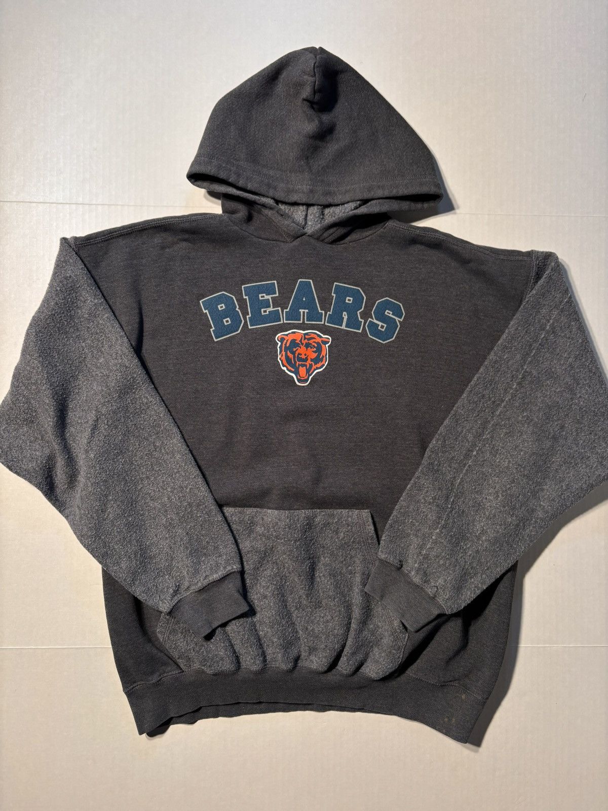 NFL Vtg CSA Chicago Bears Spellout Two Tone Pullover Hoodie L Size US L / EU 52-54 / 3 - 1 Thumbnail