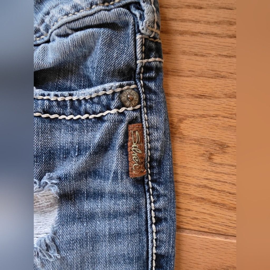 Silver Jeans Co. Silver Jeans Distressed Pioneer Boot Cut Blue Jeans Size 26" / US 2 / IT 38 - 2 Thumbnail