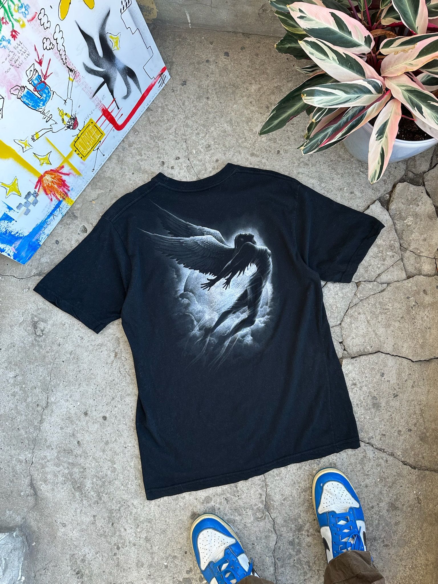 Band Tees Vintage Y2K Sexy ANGEL BROKE VAMP Girl Blood DEAD Horror Tee Size US L / EU 52-54 / 3 - 1 Thumbnail