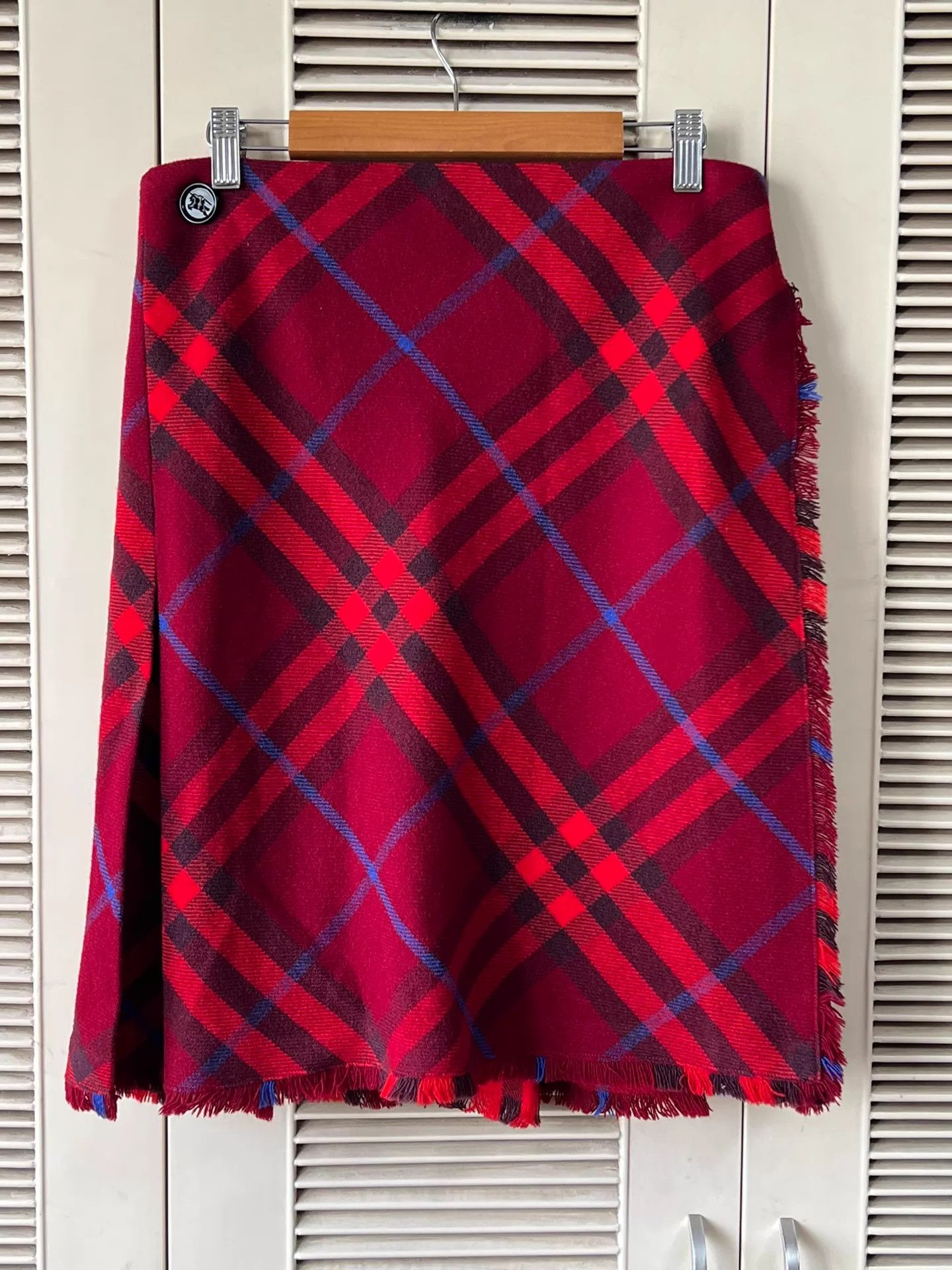 Burberry Burberry classic red blue check wool skirt UK6 Size 26" / US 2 / IT 38 - 4 Thumbnail