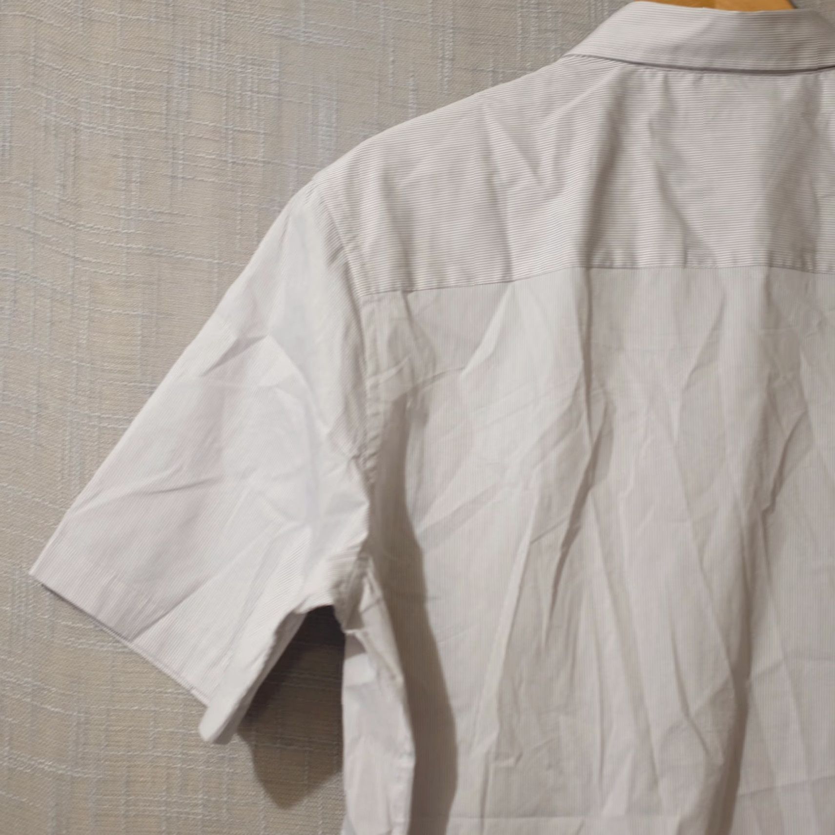 Alfani Alfani Shirt Short Sleeve Button-Up Grey/White Pinstripe Men's L - Collared, Lightweight, Pockets, Stretch, 3/4 Sleeve? Size US L / EU 52-54 / 3 - 7 Thumbnail