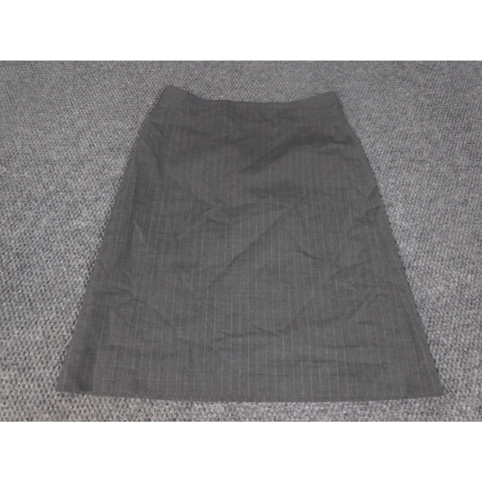 Banana Republic Banana Republic Skirt Womens Knee Length A-Line Gray Stretch Wool Zip Knit High Rise Regular Size 2 Size 26" / US 2 / IT 38 - 2 Thumbnail