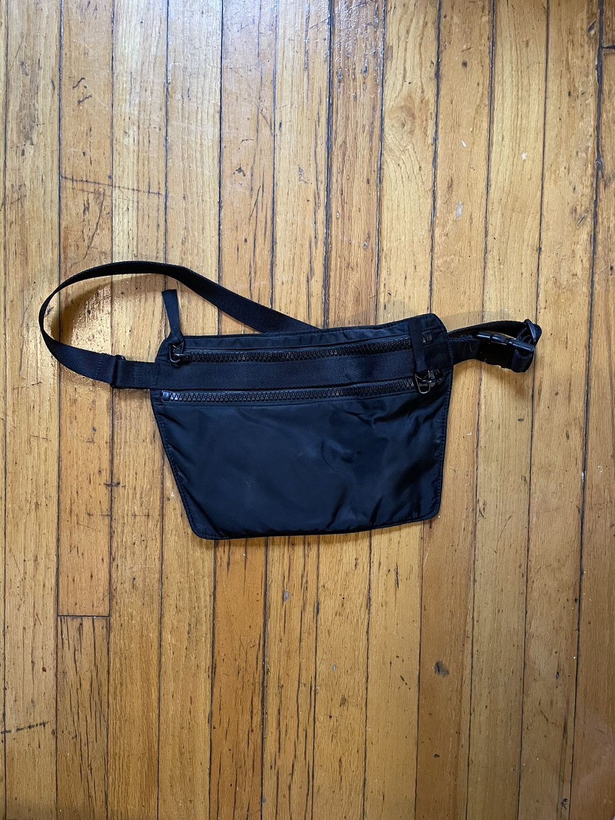Uniqlo Uniqlo U Nylon Bag/Fanny Pack Grailed
