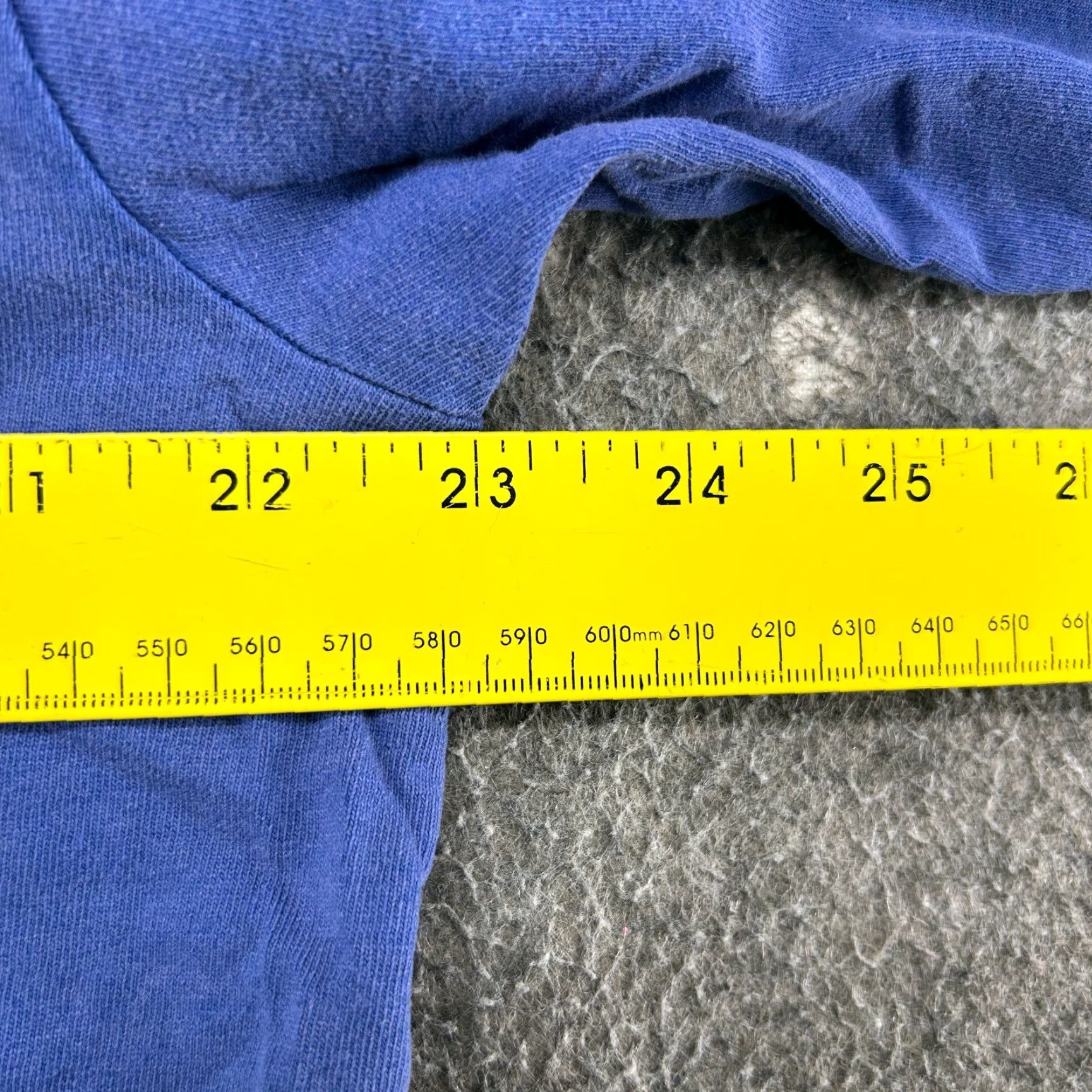 Vintage VTG Royal Carribbean Shirt Mens XL Blue Short Sleeve Crew Neck Stitch Logo 90s Marine Vintage T-Shirt Size US XL / EU 56 / 4 - 5 Thumbnail
