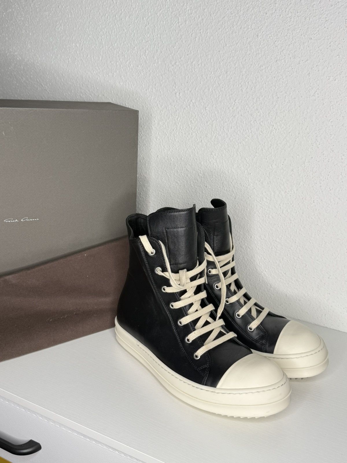 Rick Owens Rick Owens Leather High Black Milk Size US 10 / EU 43 - 1 Thumbnail