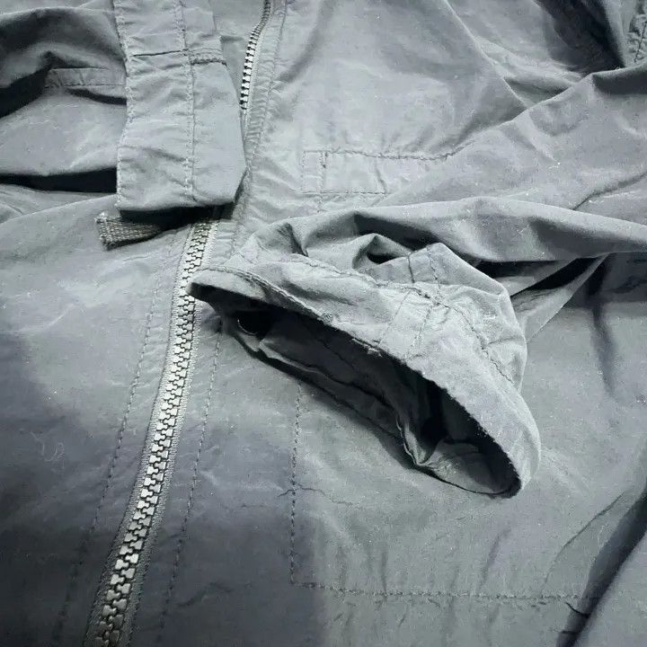 Stone Island Stone Island Lightweight Zip Jacket for Men -2506 Size US S / EU 44-46 / 1 - 4 Thumbnail