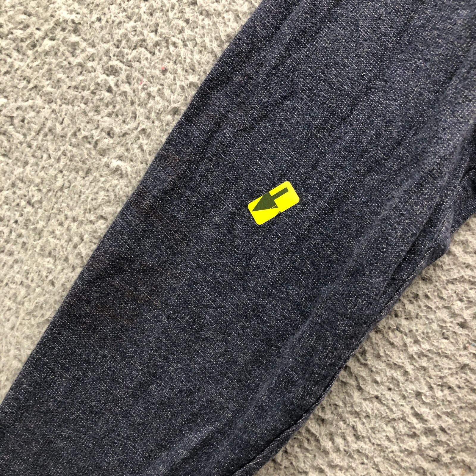 Patagonia Patagonia P-6 Logo Lightweight Sweatshirt Men Small 39485 Size US S / EU 44-46 / 1 - 6 Thumbnail