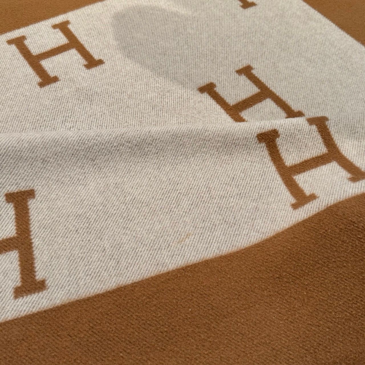 Hermes Hermès Ecru Camel Wool Cashmere Throw Blanket Size ONE SIZE - 11 Thumbnail