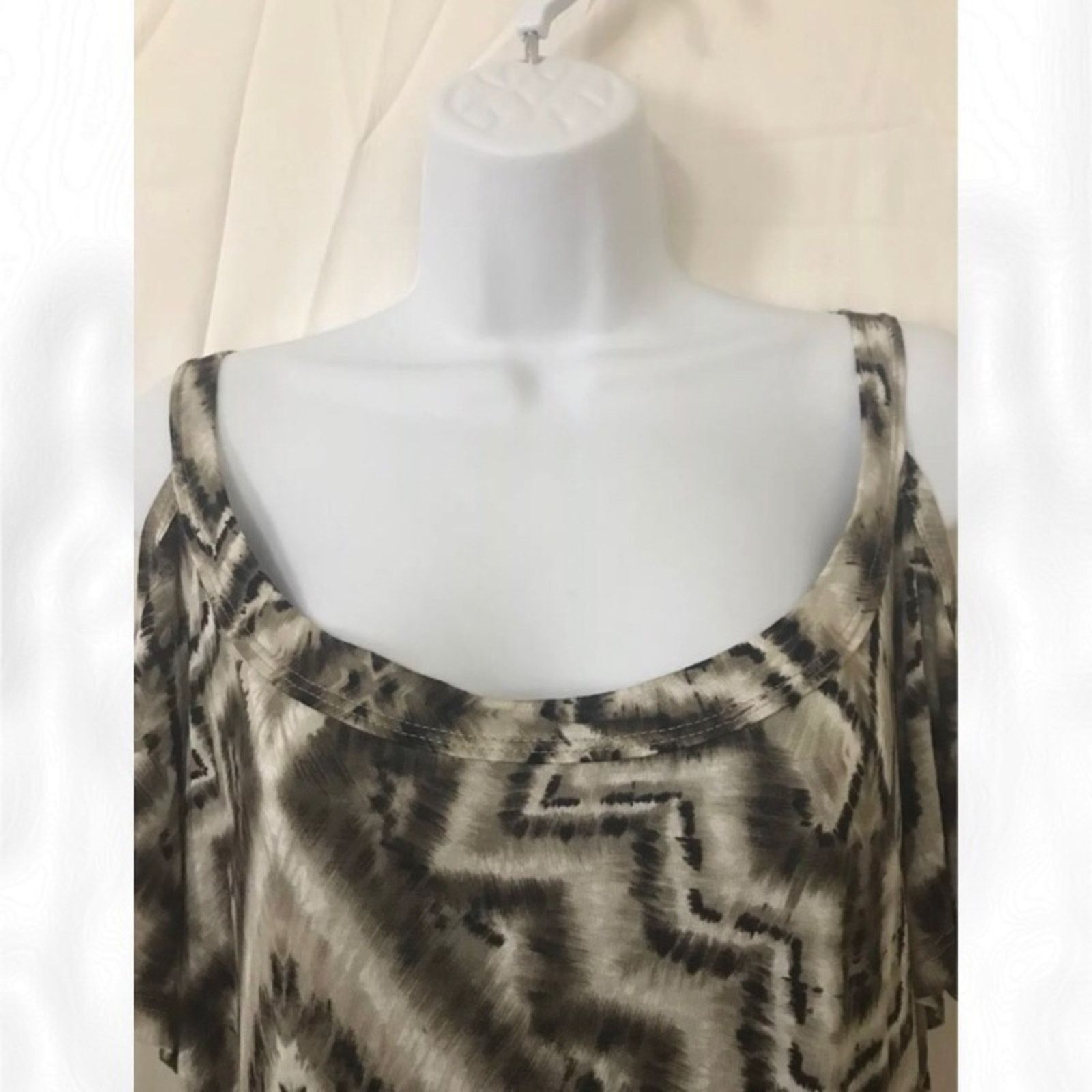 Other NWT CATO Multicolor Ripped Shoulder Blouse Top Size L / US 10 / IT 46 - 2 Thumbnail