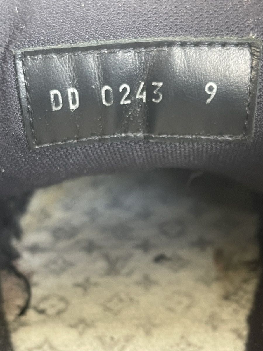 Louis Vuitton Low louis vuitton black trainer Size US 10.5 / EU 43-44 - 11 Thumbnail