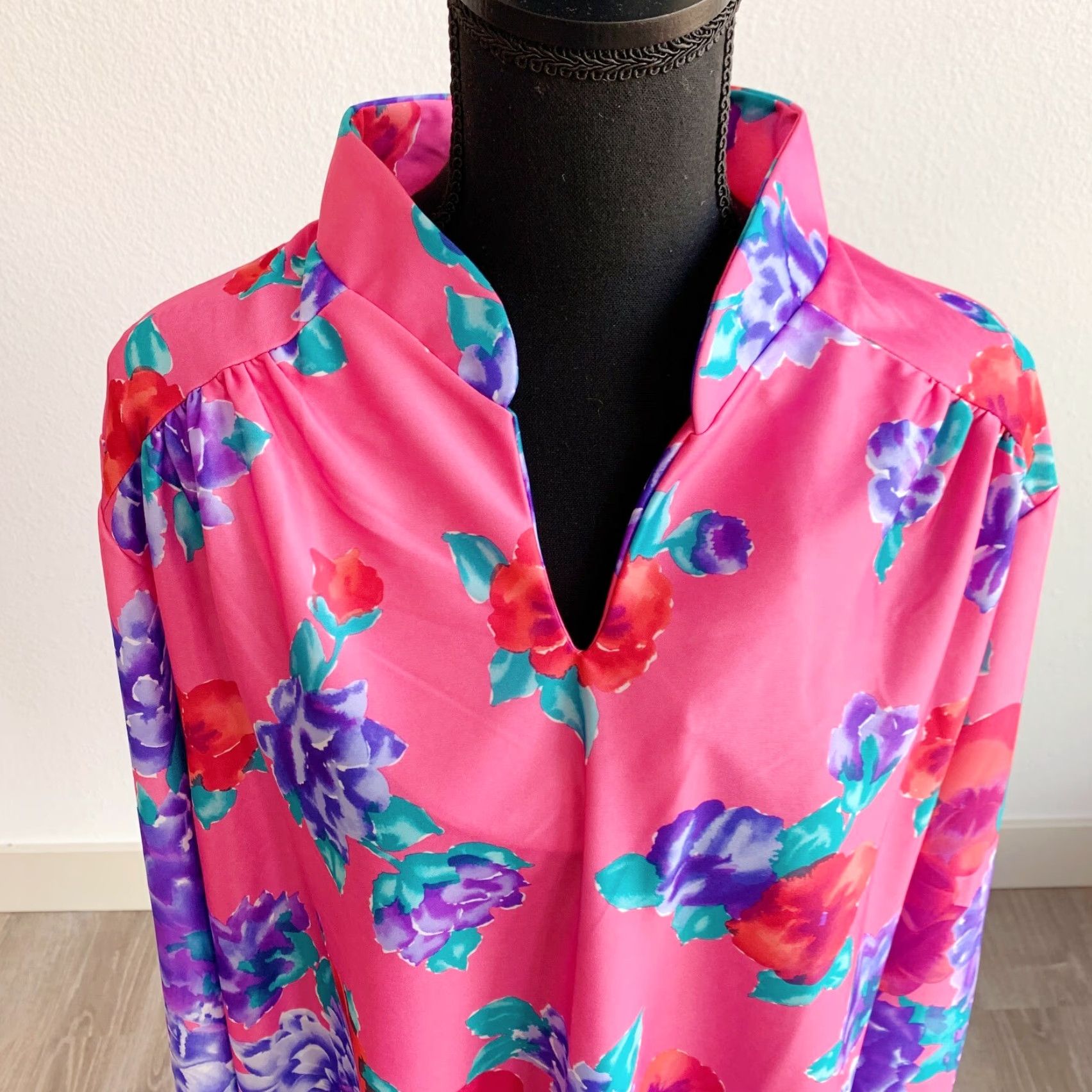 Vintage VINTAGE Granada Pink Floral Nightshirt Kaftan Muumuu Shirt Dress 2X XXL USA Size XXL / US 16-18 / IT 52-54 - 2 Thumbnail