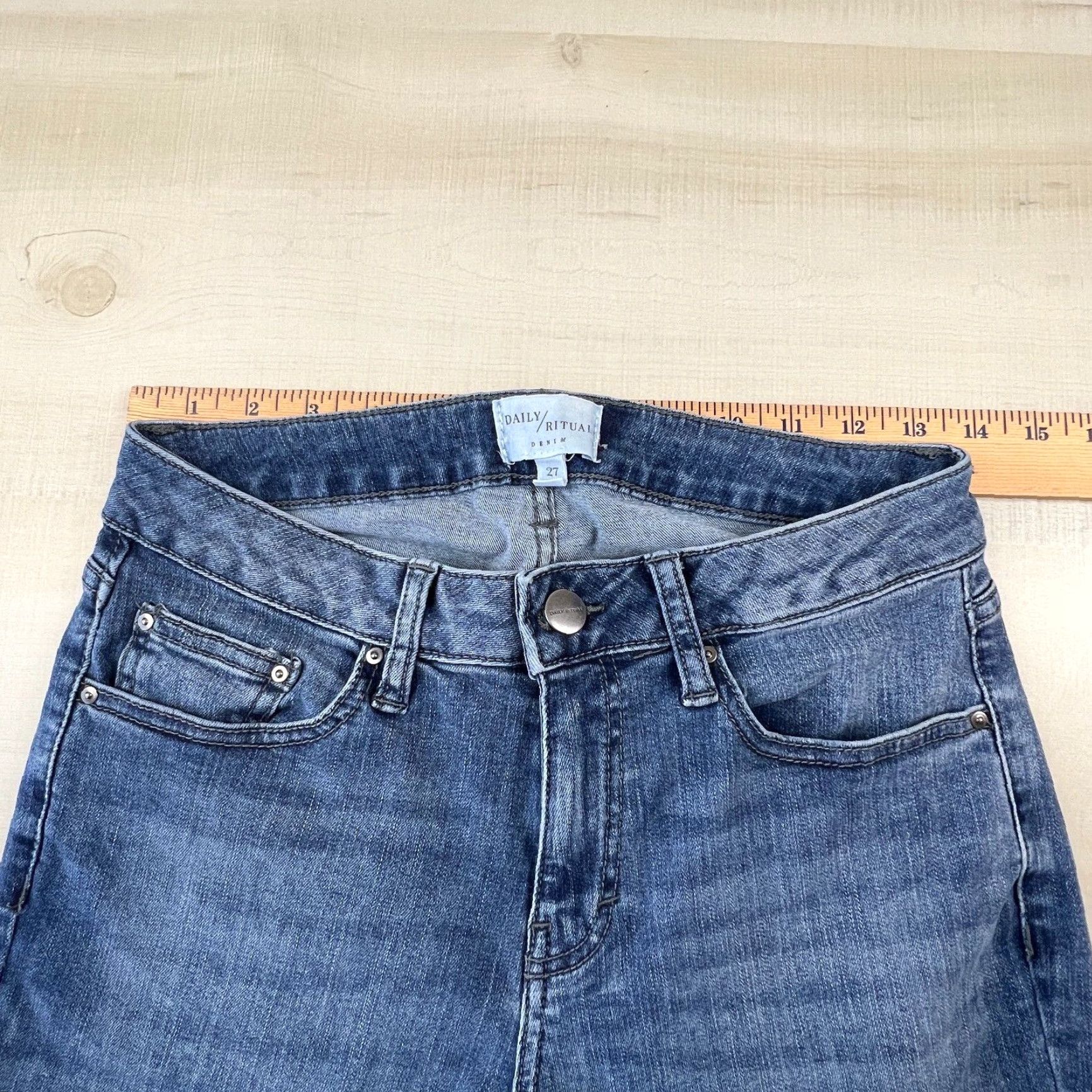 Vintage Daily Ritual Women's Medium Wash Cropped Jeans 27 Mid Rise Blue Size 27" / US 4 / IT 40 - 7 Thumbnail