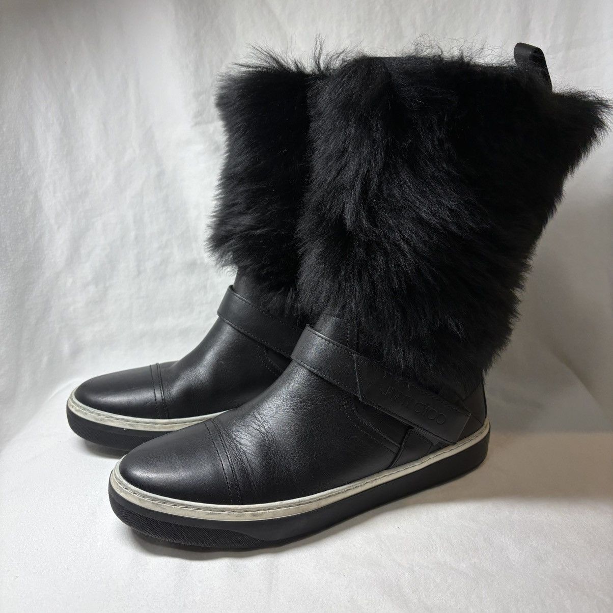 Jimmy Choo AUTHENTIC Jimmy Choo Black Fur Sneaker Boots Size US 10 / IT 40 - 4 Thumbnail