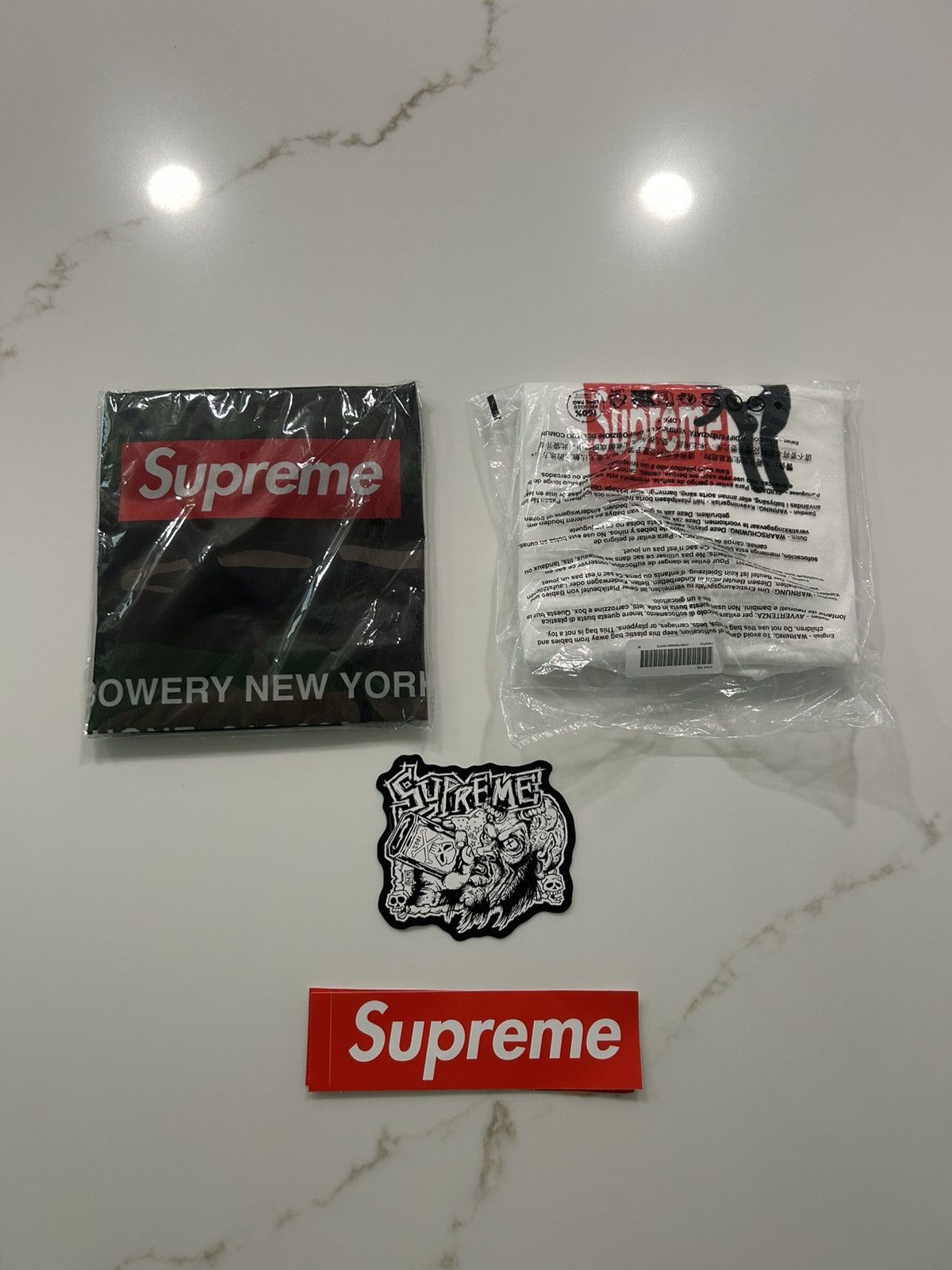 Supreme Supreme Stick Tee Size US M / EU 48-50 / 2 - 1 Thumbnail