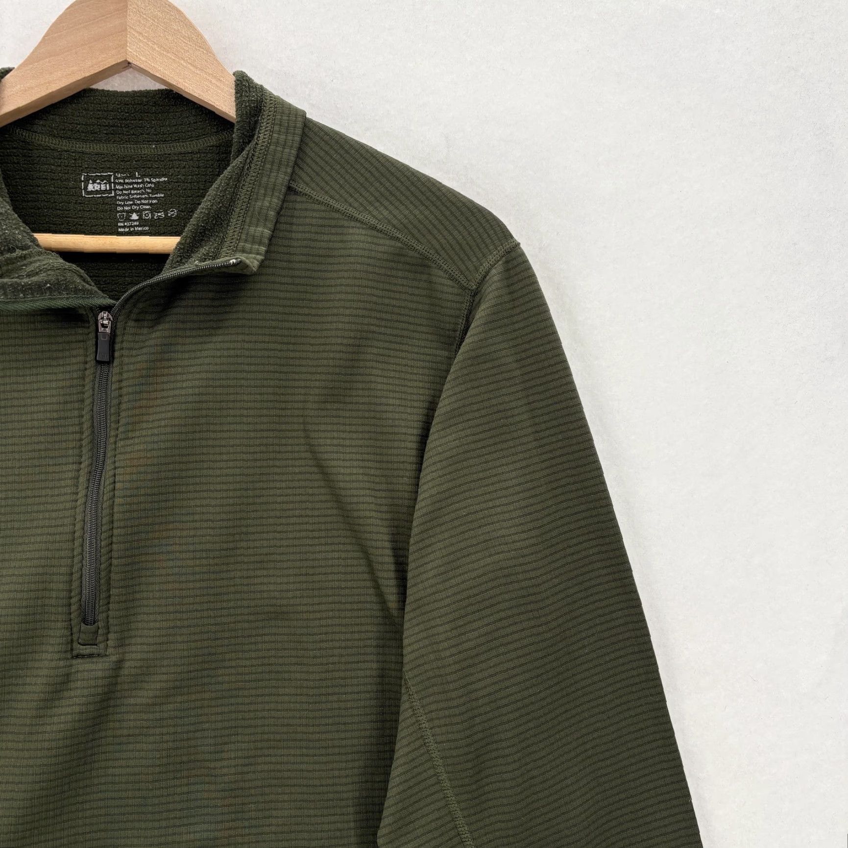 Vintage REI Pullover Mens L Green Grid Fleece 1/4 Zip Long Sleeve Hiking Trail Size US L / EU 52-54 / 3 - 2 Thumbnail