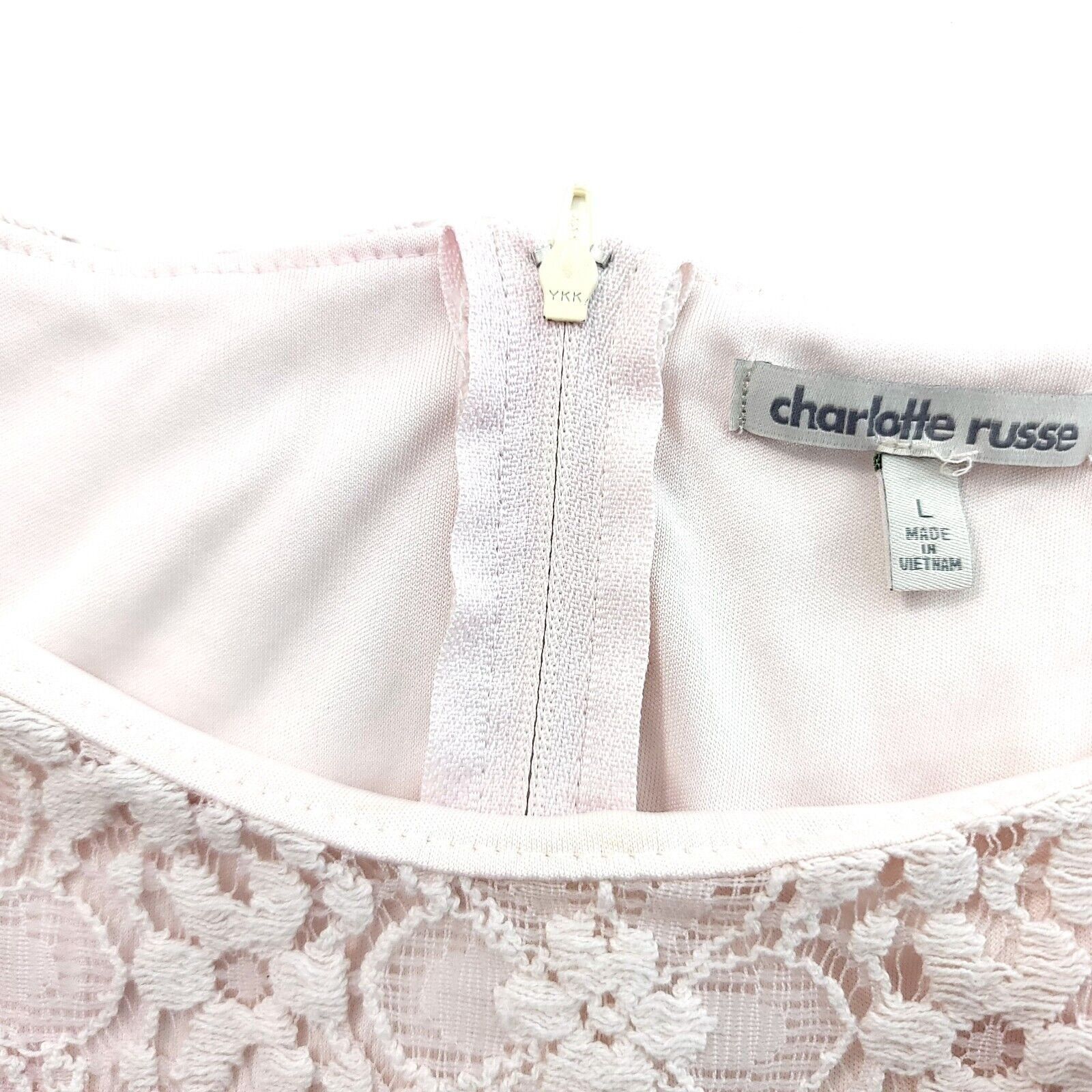 Designer Charlotte Russe Pink Floral Lace W/ Under Shirt Back Zip Top Size L / US 10 / IT 46 - 5 Thumbnail