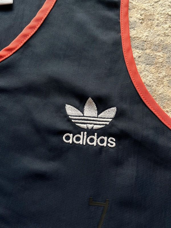 Adidas Adidas Originals 2018 Top Tank Women's Pro Run Series Size M / US 6-8 / IT 42-44 - 2 Thumbnail