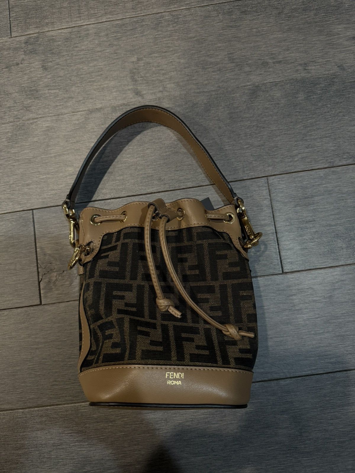 Fendi Density bucket bags Size ONE SIZE - 1 Thumbnail