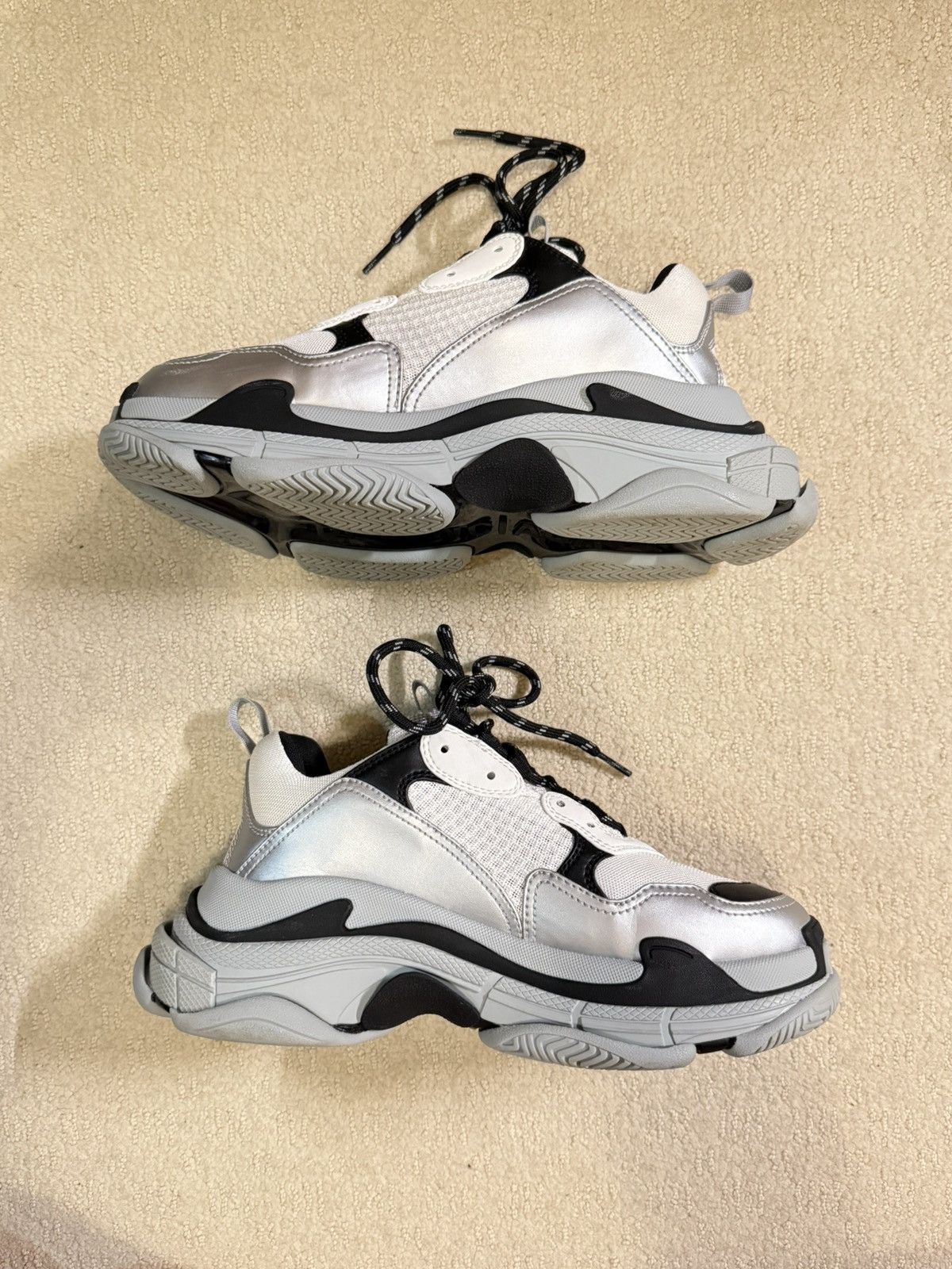Balenciaga Balenciaga Triple S Tricolor Metallic Size US 7.5 / EU 40-41 - 2 Thumbnail