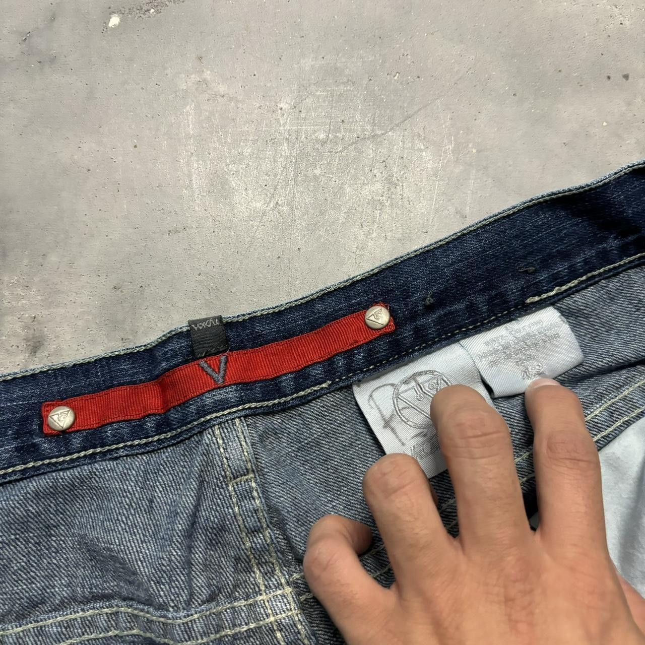 Japanese Brand × Vintage Crazy Vintage Y2K/2000s Super Baggy Grunge Dark Wash Skater Jean Shorts Jorts! Size US 40 / EU 56 - 6 Thumbnail
