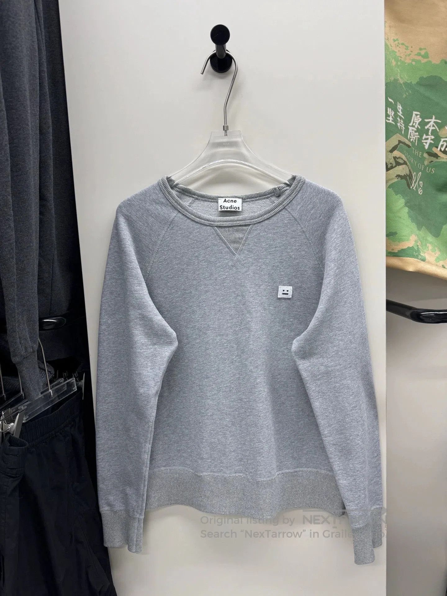 Acne Studios Acne Studios Smiley Face Sweatshirt S. Size US S / EU 44-46 / 1 - 1 Thumbnail
