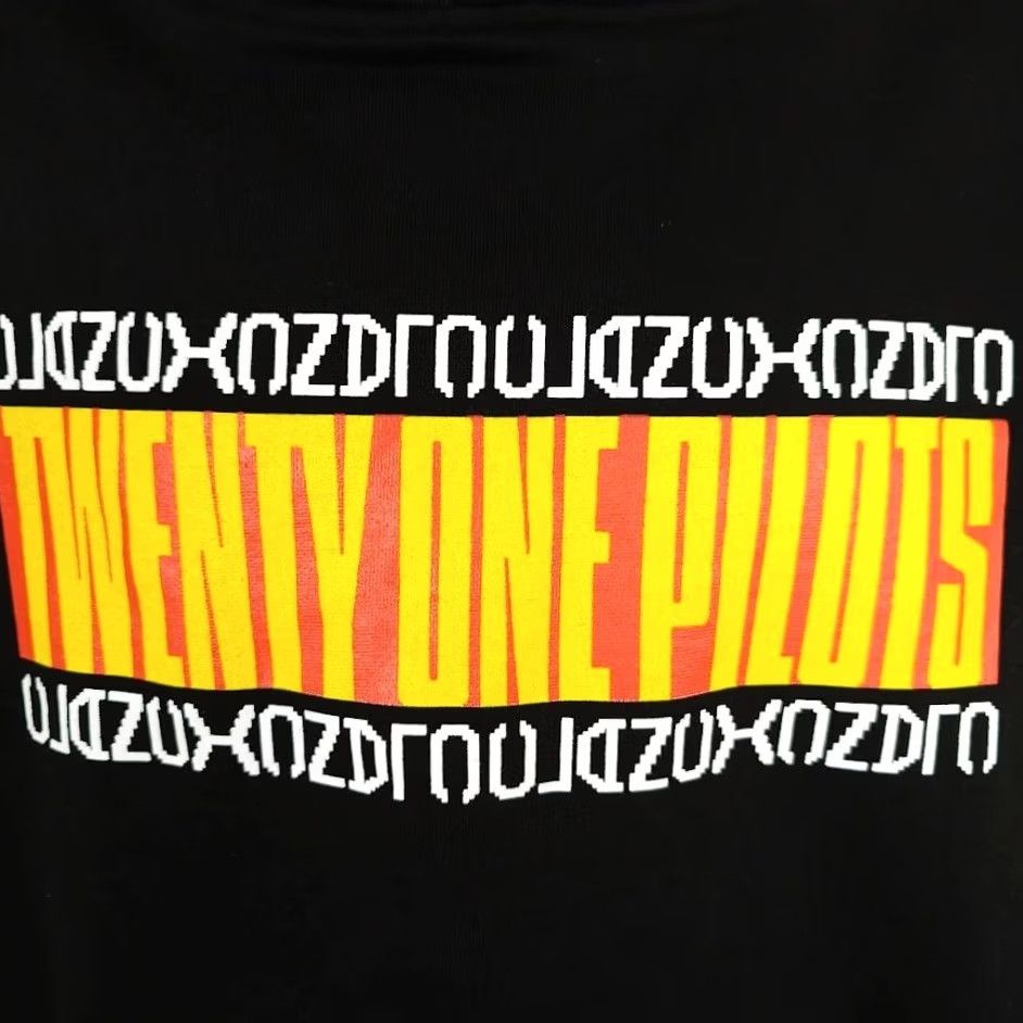 Vintage Twenty One Pilots Sweatshirt Hoodie Mens Size Medium Black The Clancy World Tour Hoodie Size US M / EU 48-50 / 2 - 3 Thumbnail