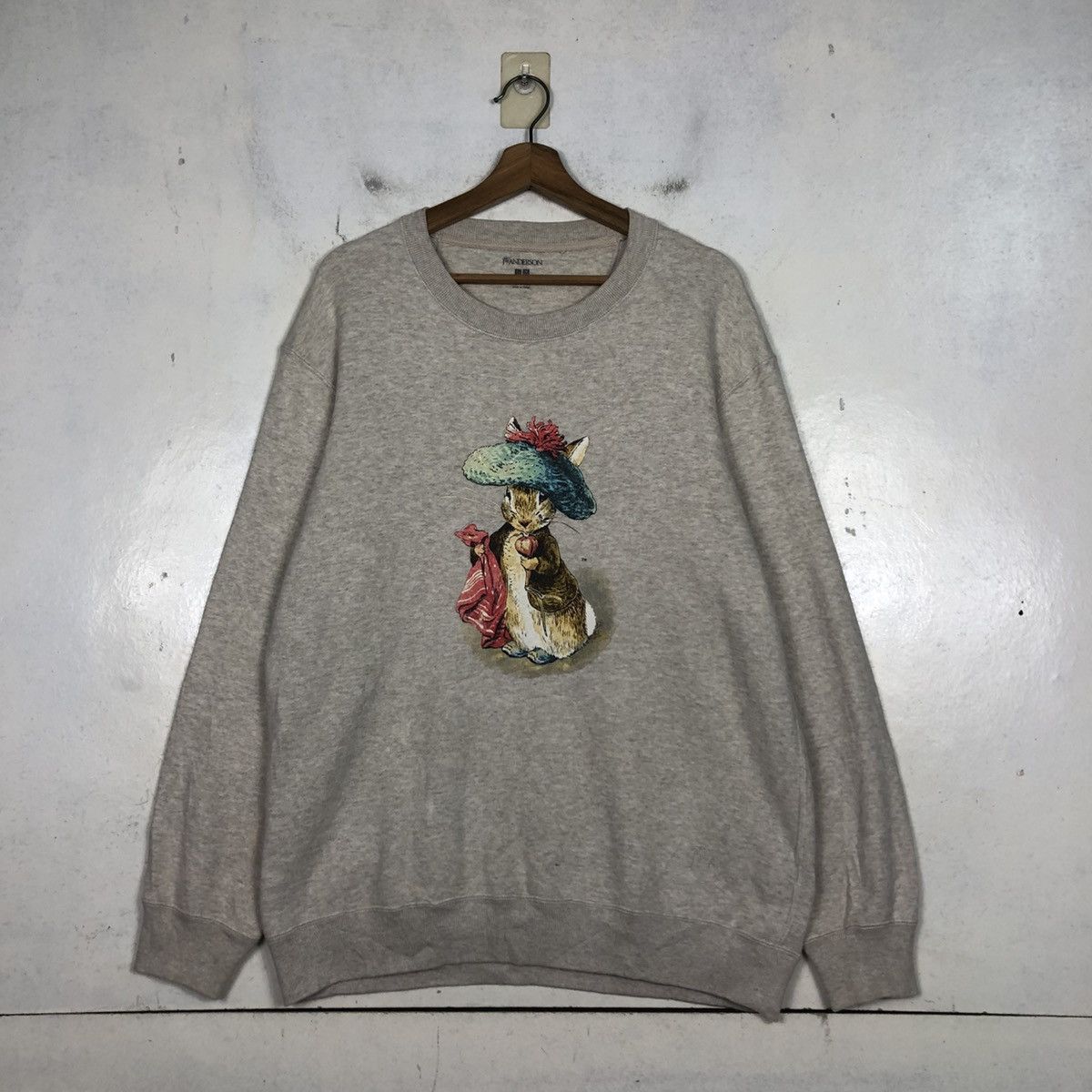 JW Anderson 📌Vintage Sweatshirt JW Anderson X Uniqlo Big Logo Size US L / EU 52-54 / 3 - 3 Thumbnail