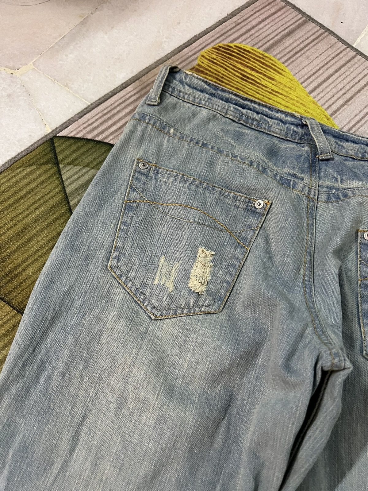 Japanese Brand 💥Flare💥Marna Clef De Sol Faded Distress Jean Size US 32 / EU 48 - 16 Thumbnail
