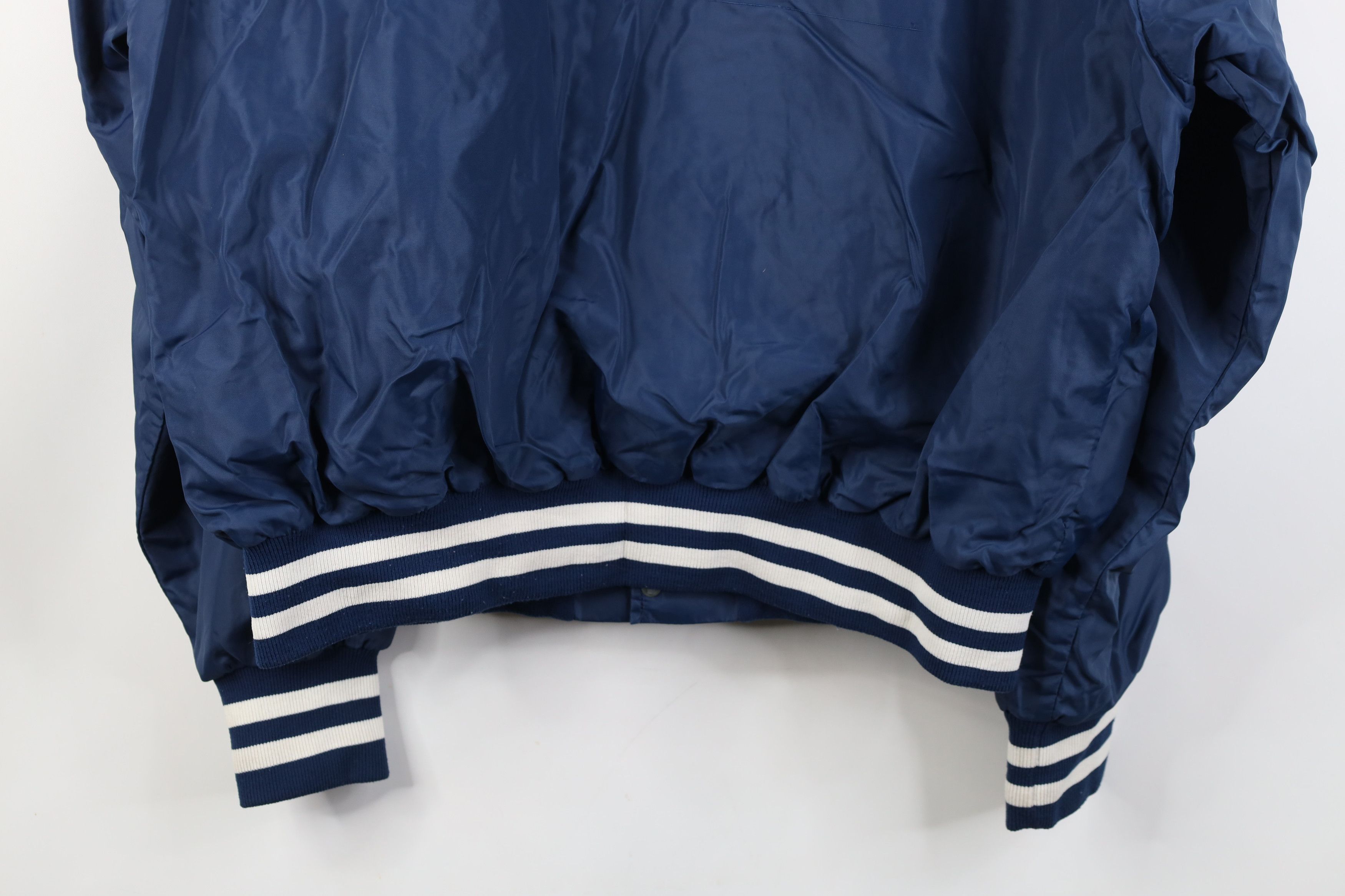 Vintage Vintage 80s Family UAW Hydra Matic GM Bomber Jacket USA Size US XL / EU 56 / 4 - 16 Thumbnail