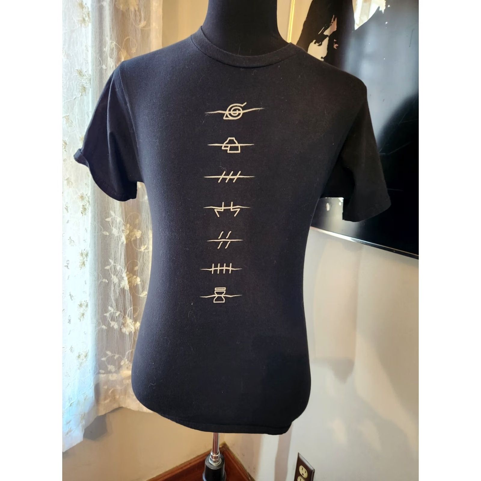 Port & Company Naruto Shippuden Akatsuki Clouds Village Symbols T-Shirt Licensed Small Men Size US S / EU 44-46 / 1 - 2 Thumbnail