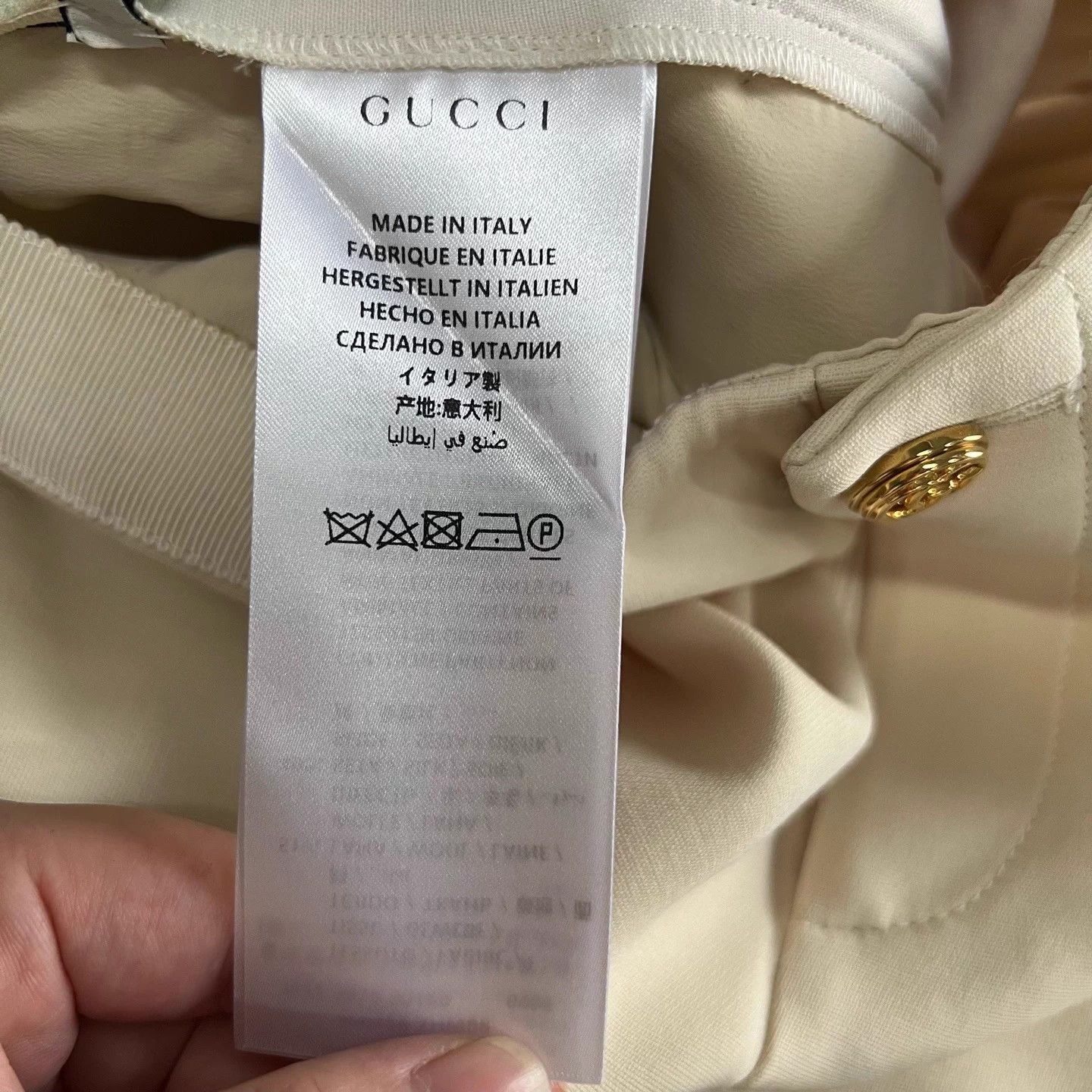 Gucci Gucci tailored short gold buckle 40 95 New Size 27" / US 4 / IT 40 - 4 Thumbnail