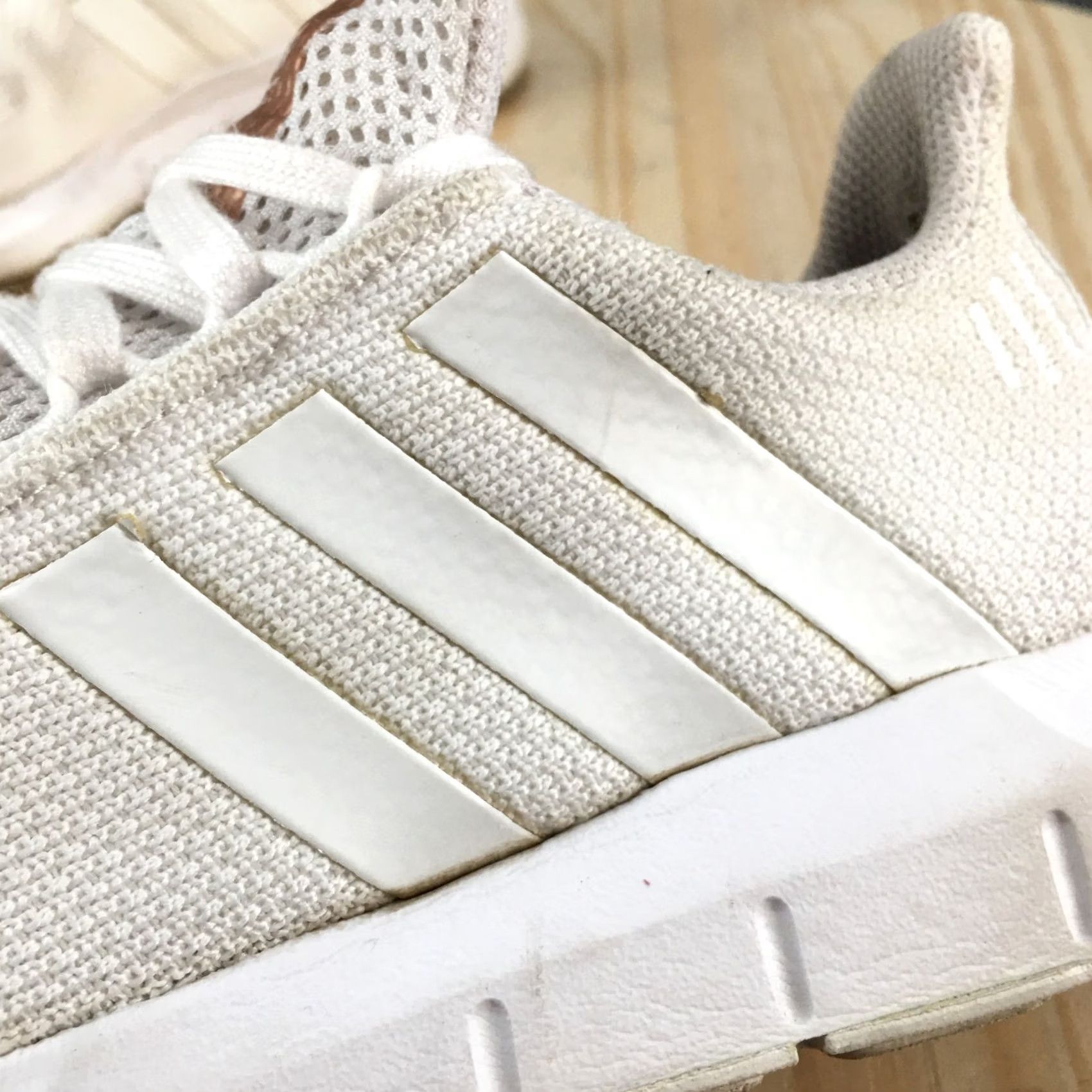 Adidas Adidas Swift Run X Womens Sneakers 8 White Knit Athletic Running Lightweight Size US 8 / IT 38 - 7 Thumbnail