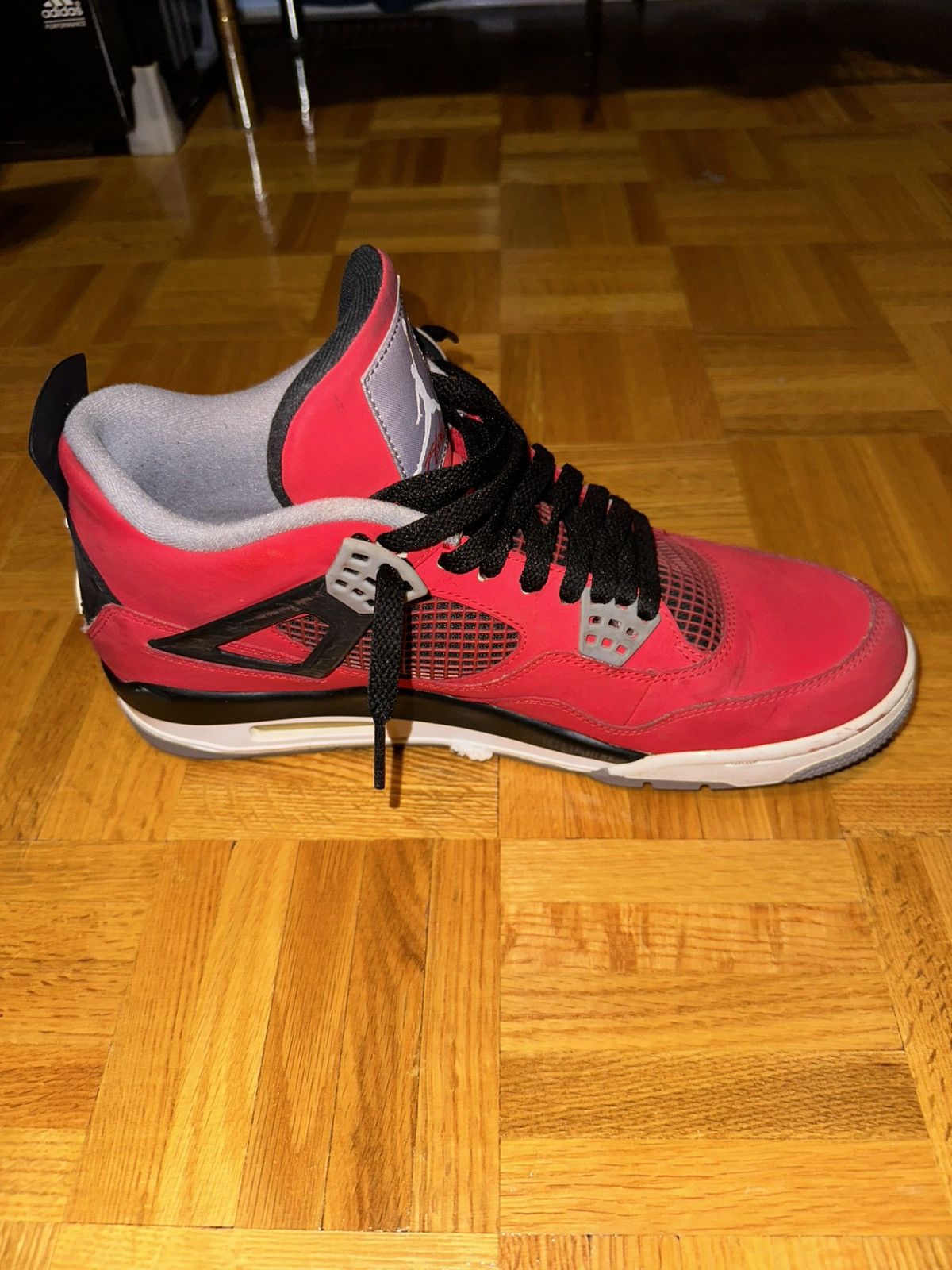 Jordan Brand Jordan 4 Toro Bravo Size US 11 / EU 44 - 4 Thumbnail