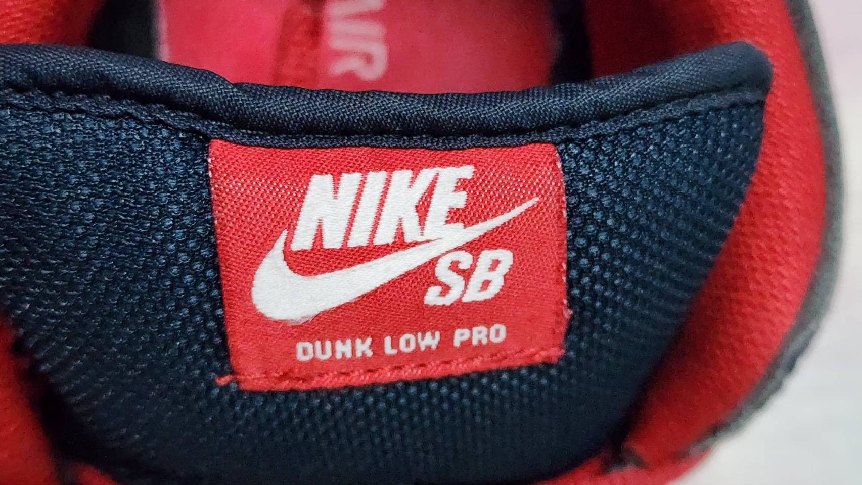 Nike Nike Sb Dunk Low Dark Obsidian Gym Red Size US 10 / EU 43 - 4 Thumbnail