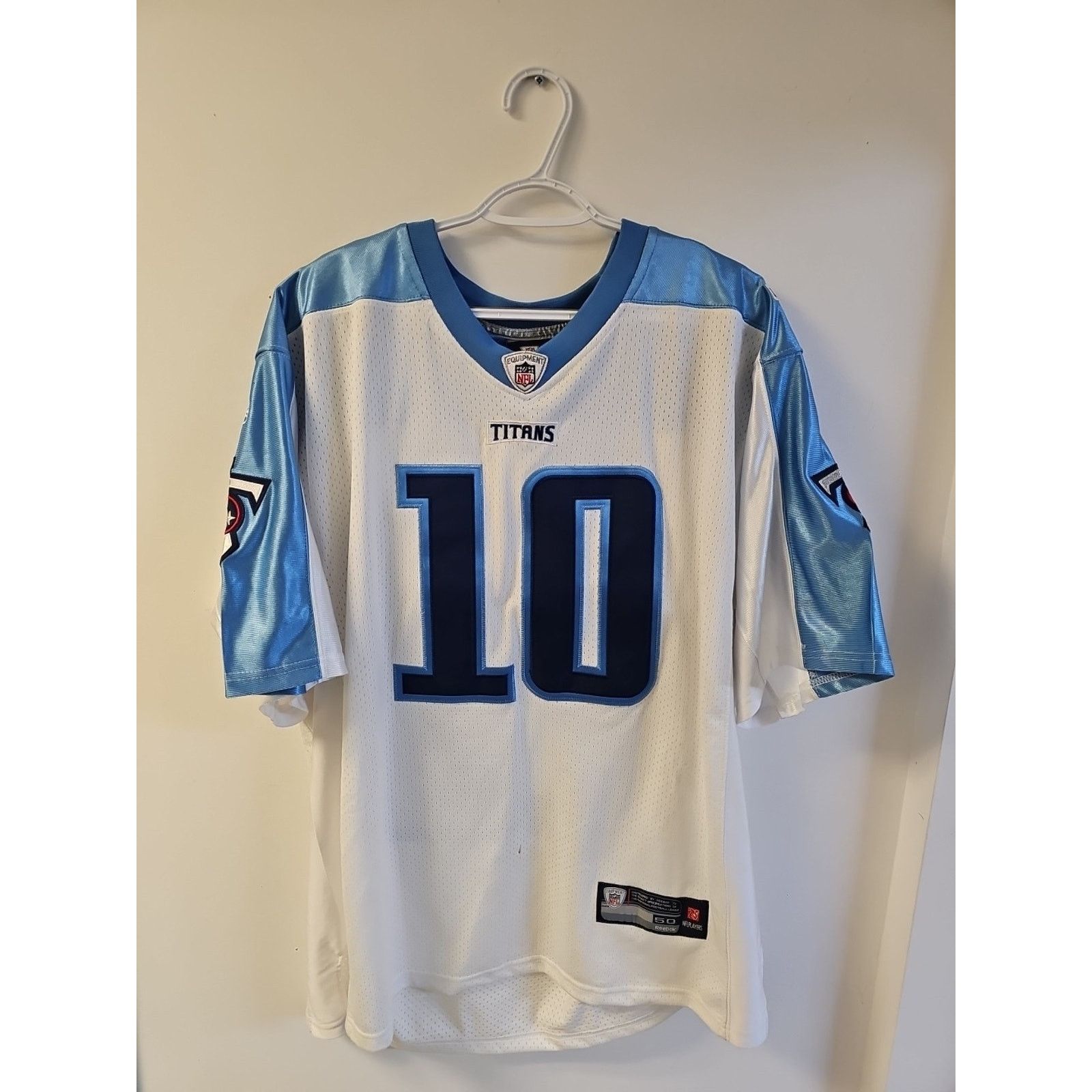 Reebok Tennessee Titans #10 Vince Young Reebok Jersey Size 50 Size US XXL / EU 58 / 5 - 1 Thumbnail