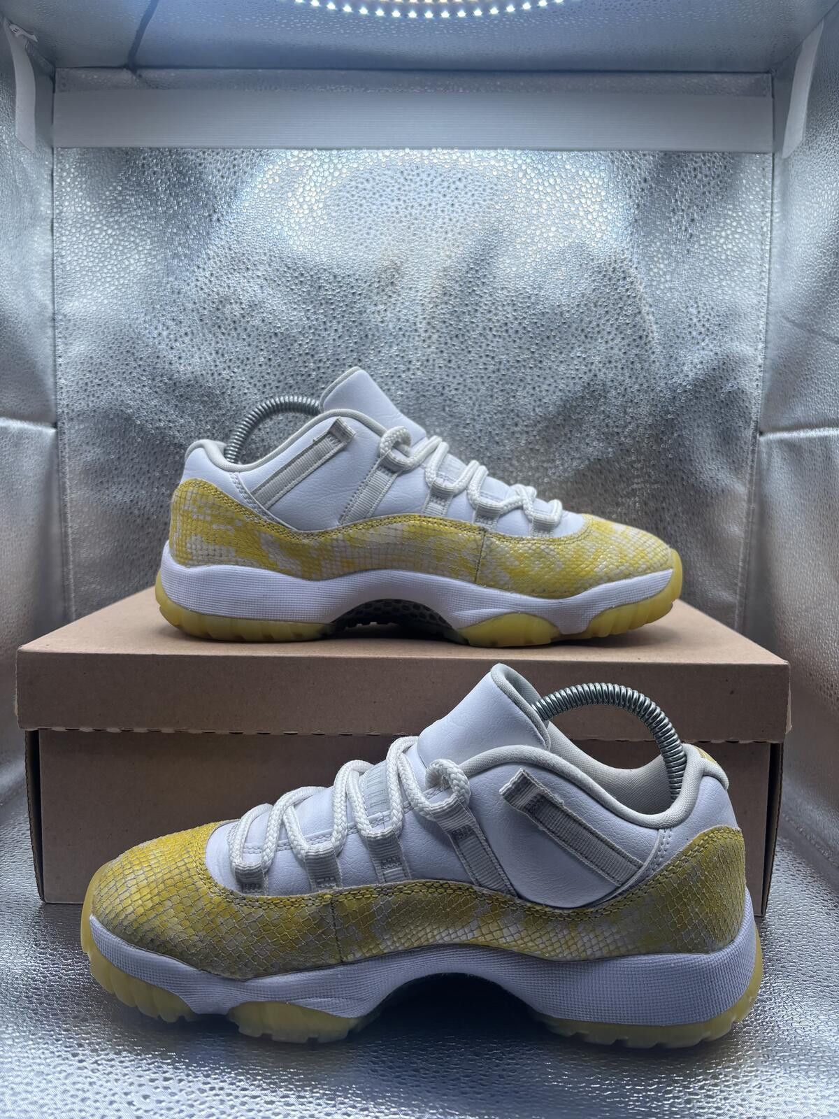 Jordan Brand Air Jordan 11 low yellow snakeskin Size US 7.5 / IT 37.5 - 5 Thumbnail