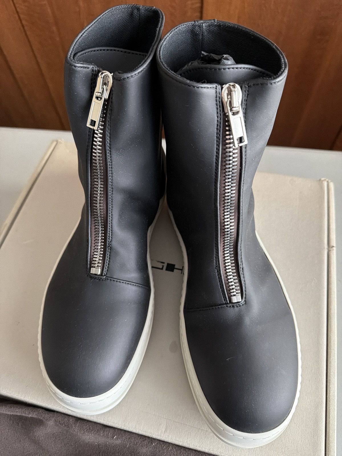 Rick Owens Drkshdw Rick Owens Zip Front Sneaker Size US 9 / EU 42 - 4 Thumbnail