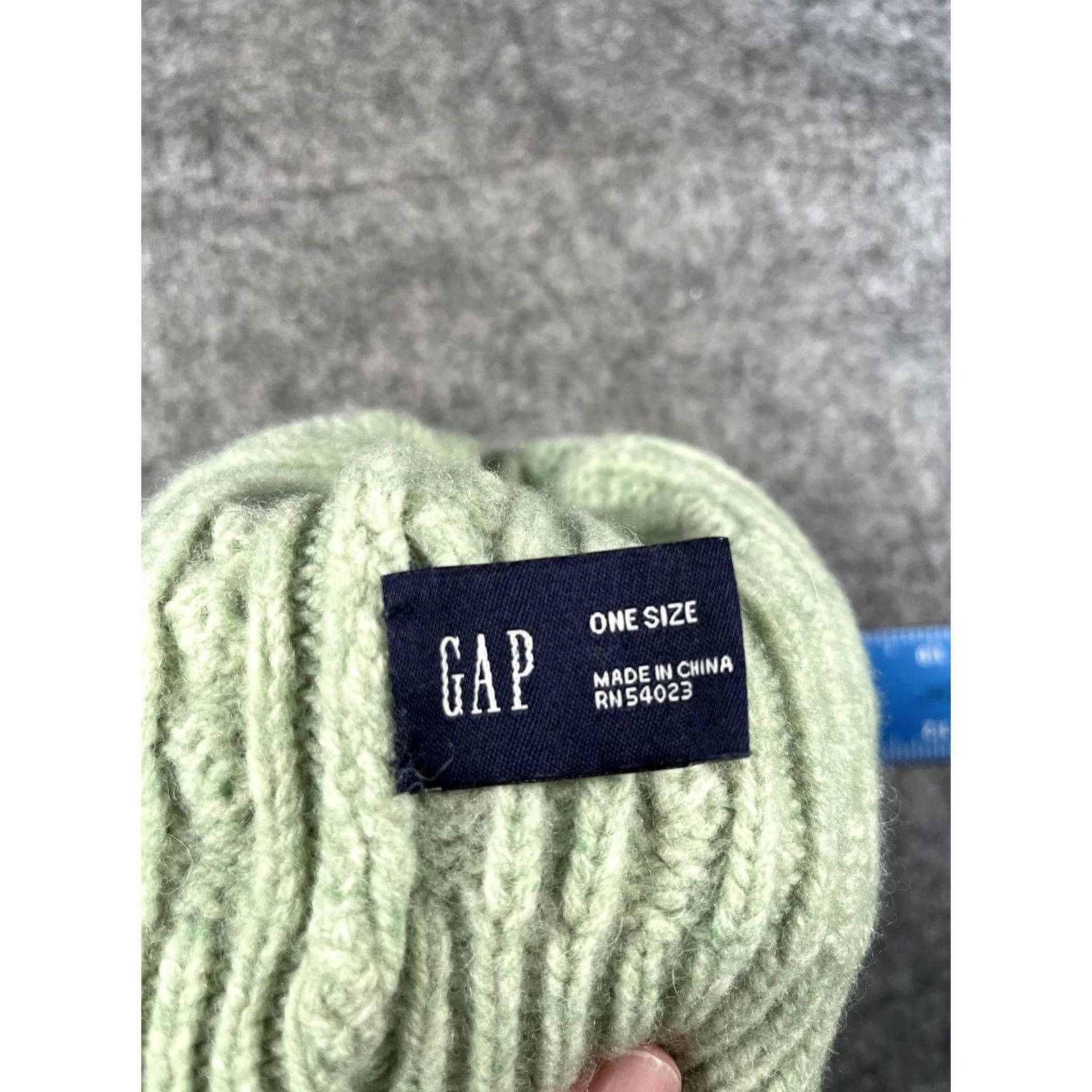 Gap VINTAGE Gap Hat Beanie Women Small Green Cable Knit Lambswool Stretch Winter Warm Size ONE SIZE - 6 Thumbnail