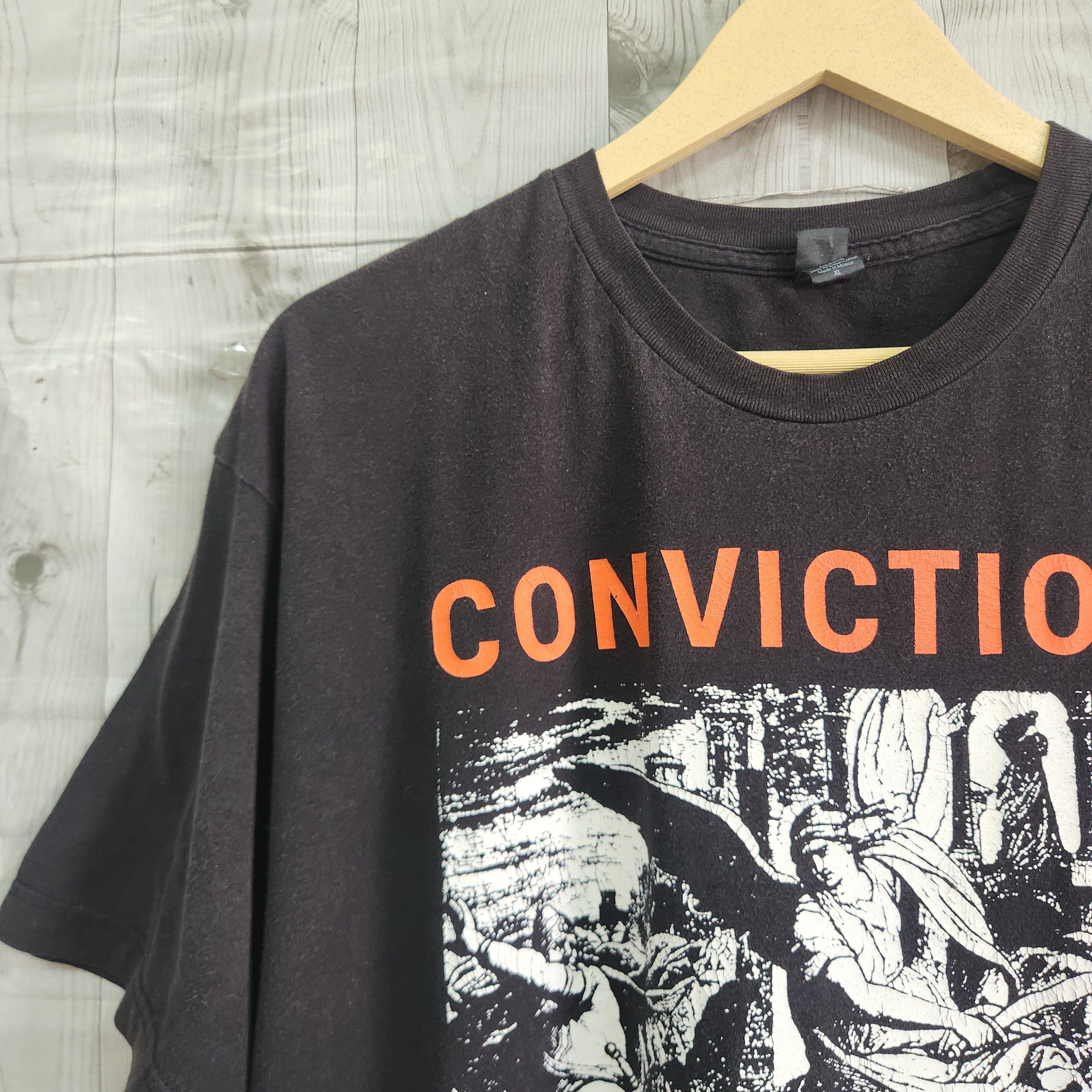 Band Tees Metal Rock TShirt Convictions Size US XL / EU 56 / 4 - 7 Thumbnail