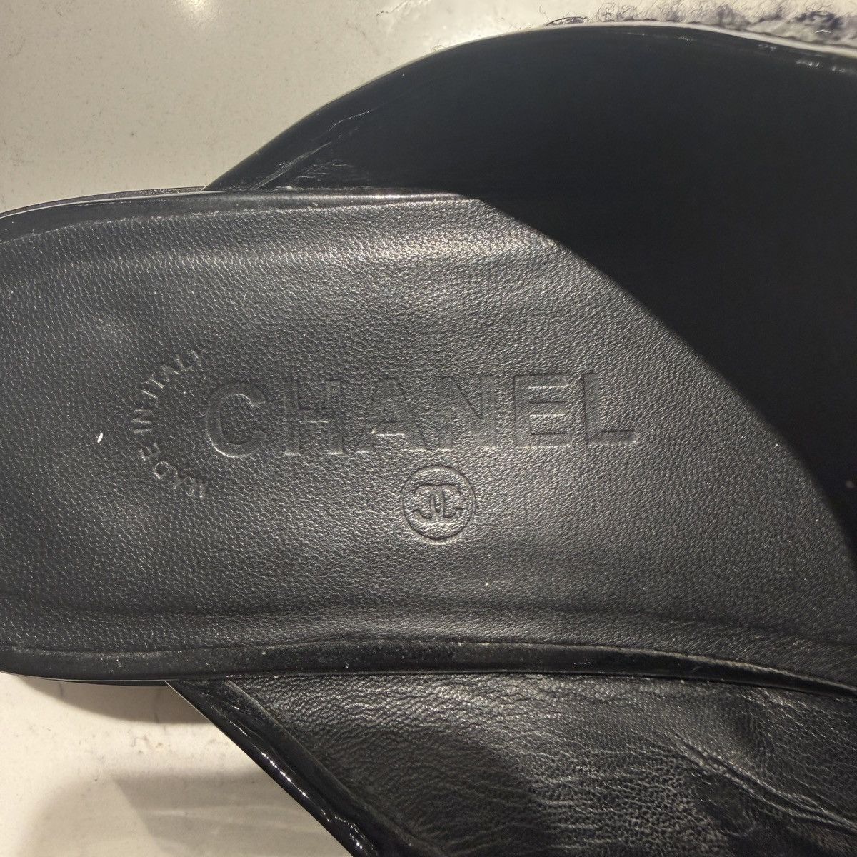 Chanel Chanel Tweed Mules 06A Size 41 Y2K Runway Collection (C3821) Size US 10 / IT 40 - 7 Thumbnail