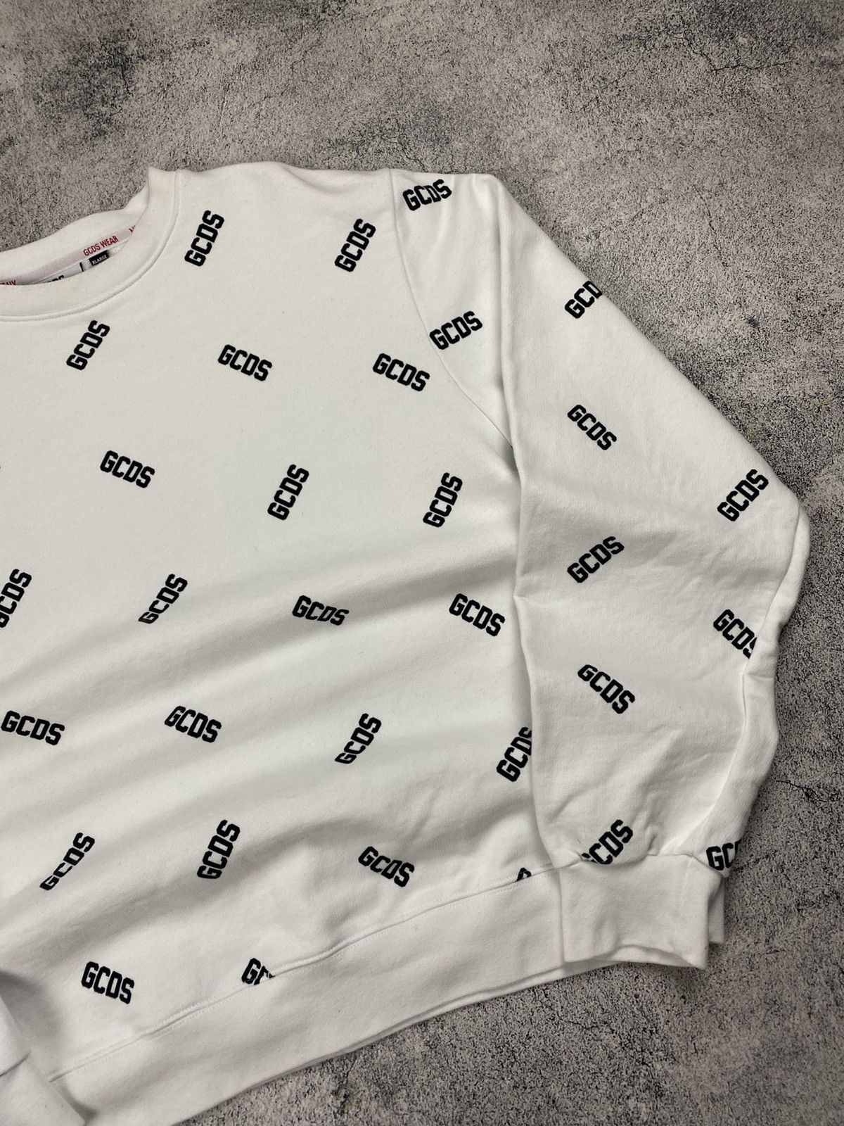 GCDS Rare GCDS Monogram Big Logo Hype Sweatshirt Size US L / EU 52-54 / 3 - 9 Thumbnail