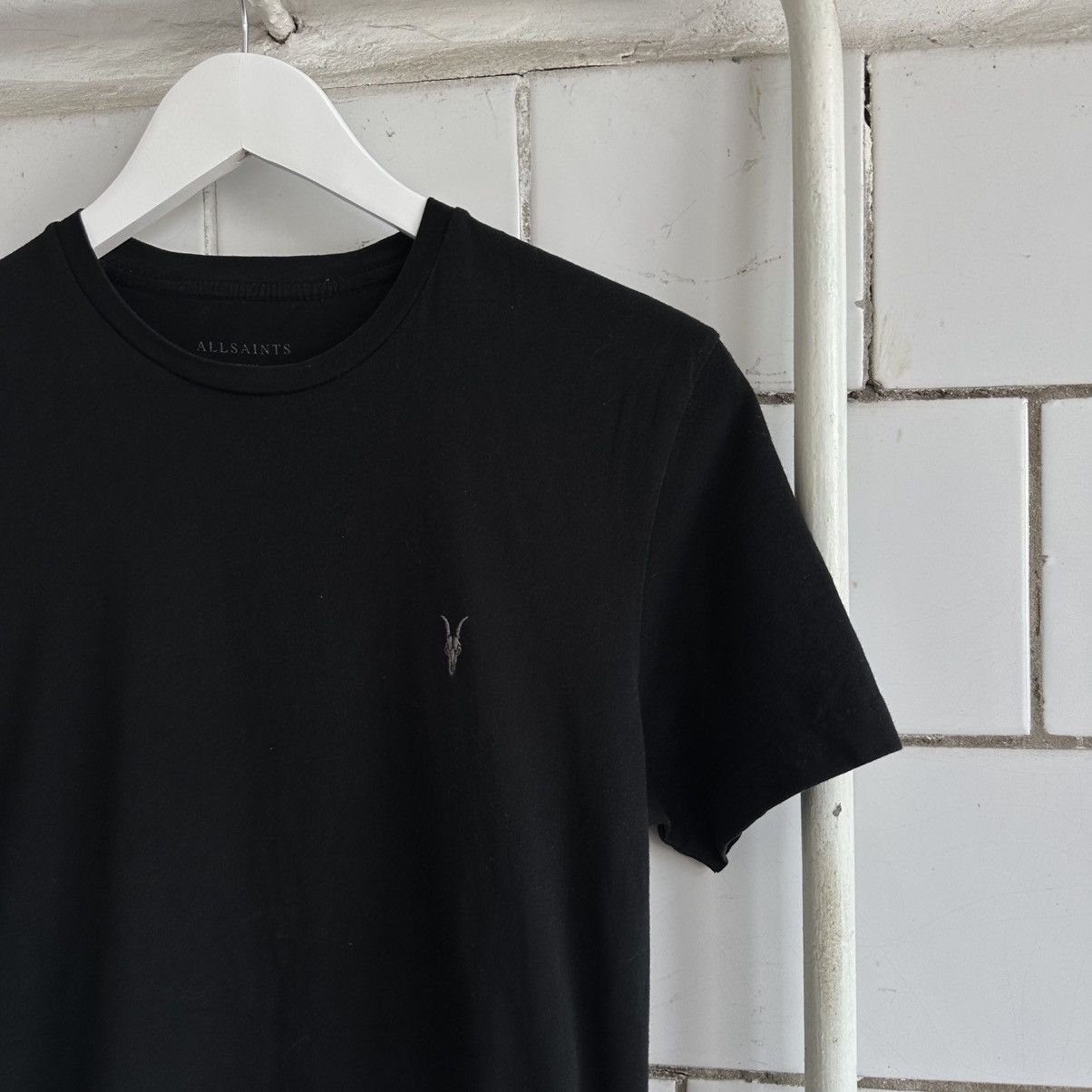Allsaints Luxury Allsaints T-shirts Small Logo Basic Fit Y2K 00s USA Size US XS / EU 42 / 0 - 5 Thumbnail