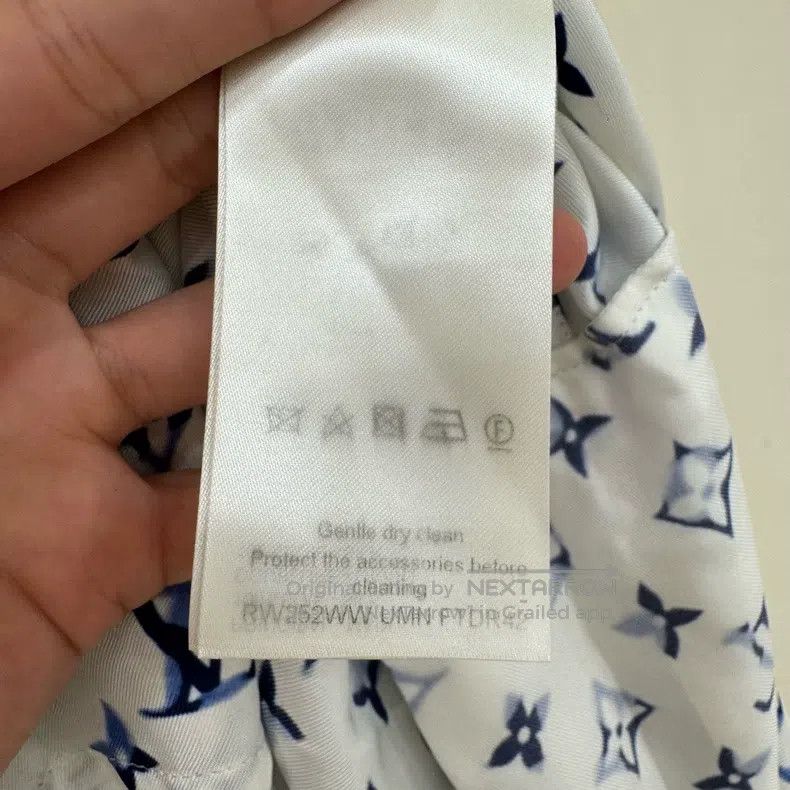 Louis Vuitton Louis Vuitton 25 blue and white full print mulberry silk s Size XXS / US 00 / IT 34 - 4 Thumbnail
