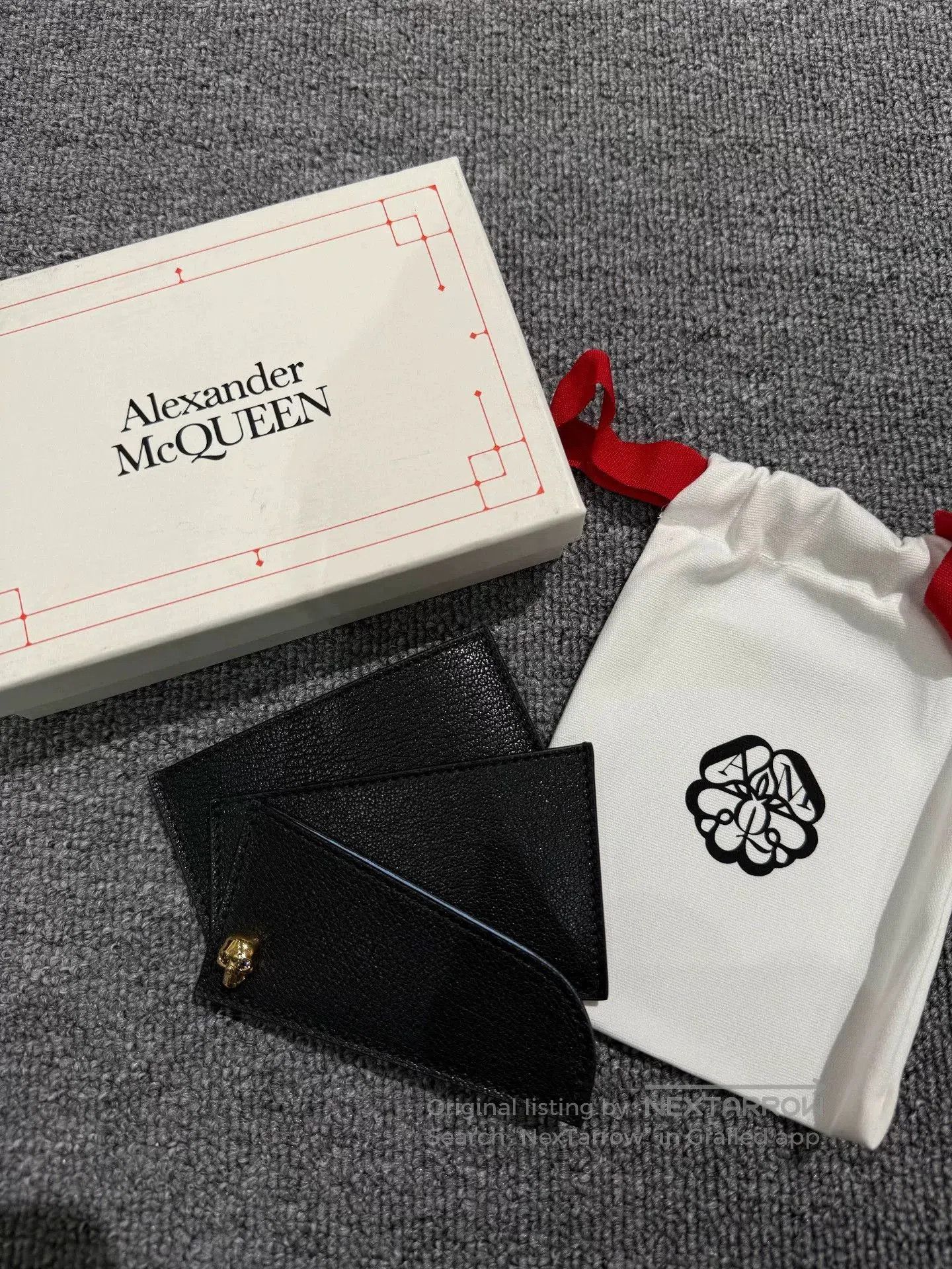 Alexander McQueen Alexander McQueen Leather Card Holder. Size ONE SIZE - 1 Thumbnail
