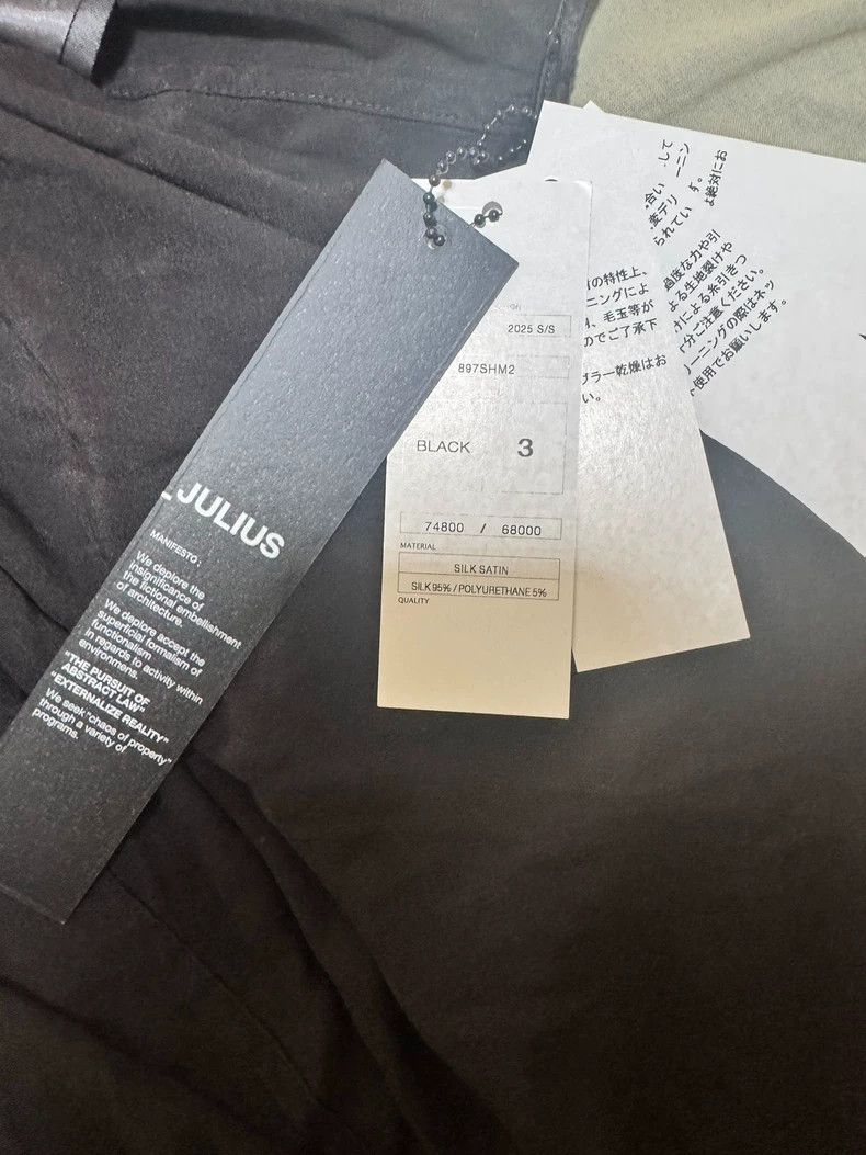 Julius julius Silk pleated shirt Size US L / EU 52-54 / 3 - 5 Thumbnail